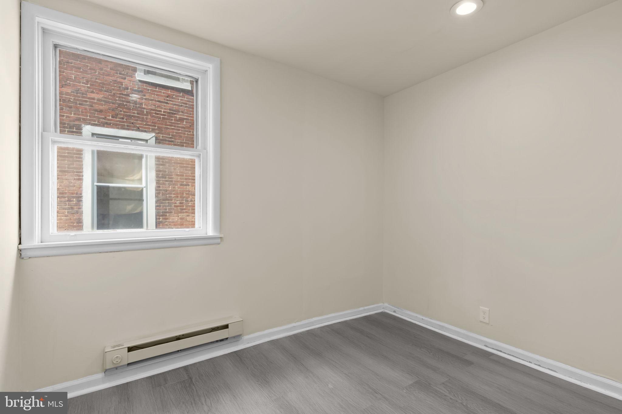 SHARSWOOD - Residential