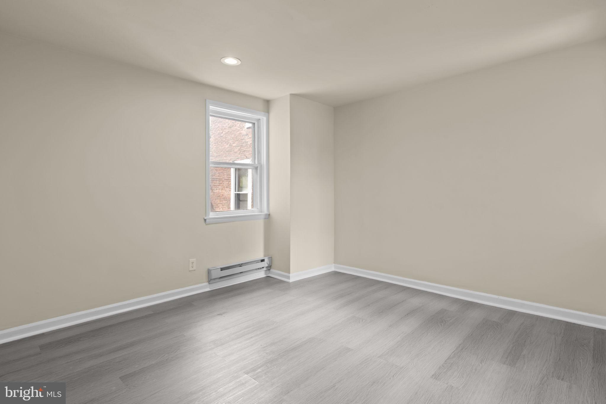 SHARSWOOD - Residential