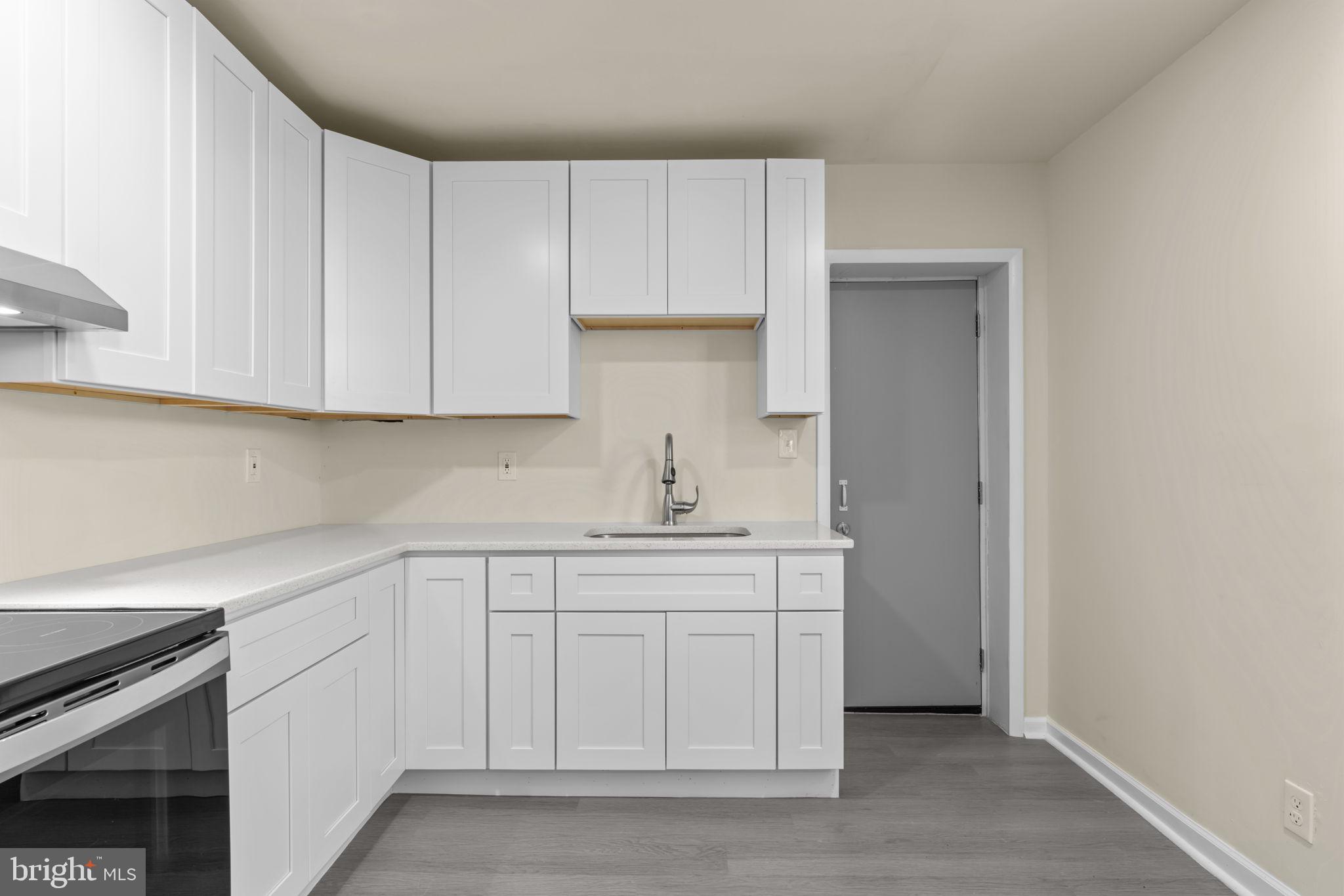 SHARSWOOD - Residential