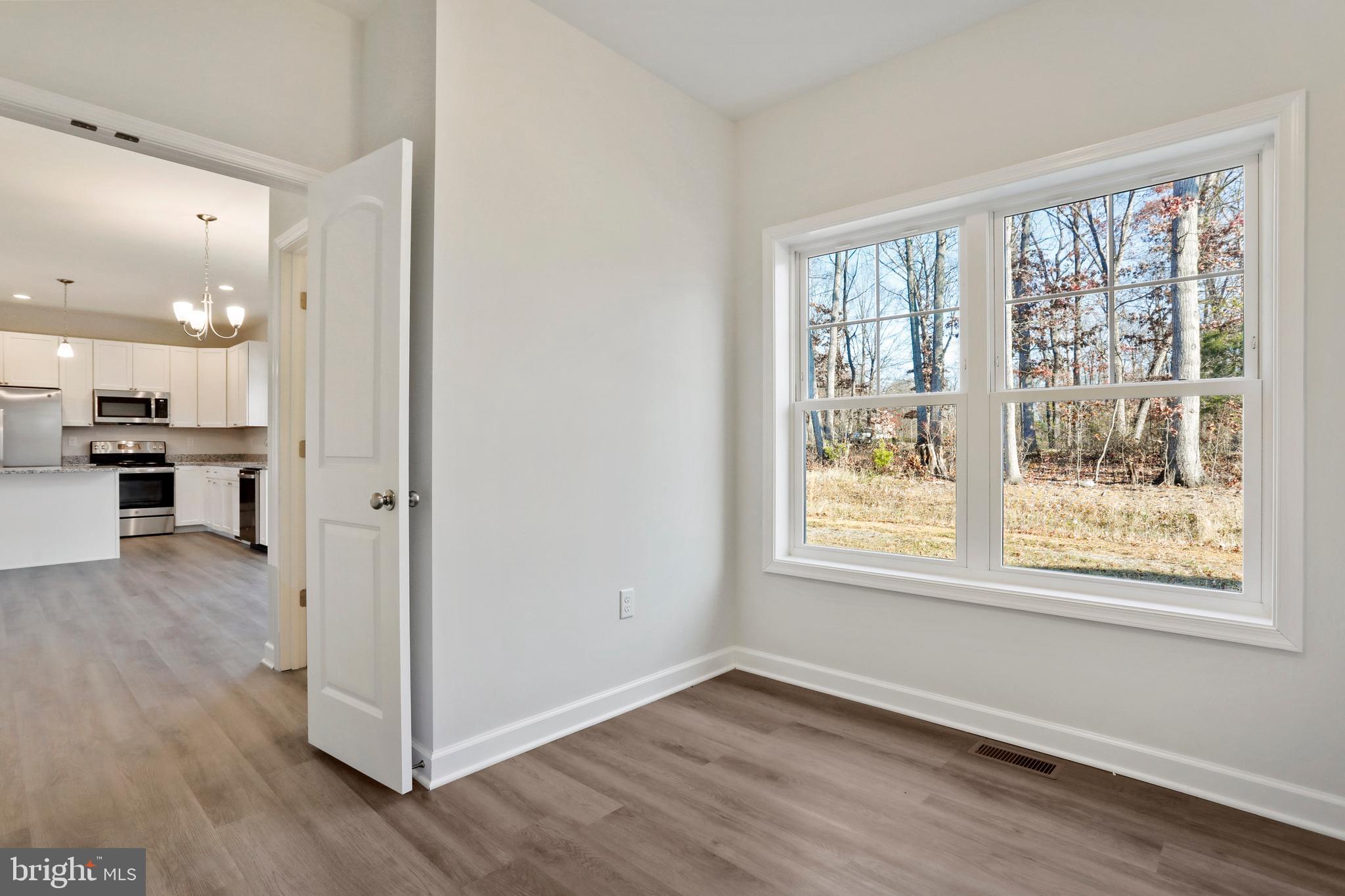 MIDDLE CREEK VISTAS - Residential