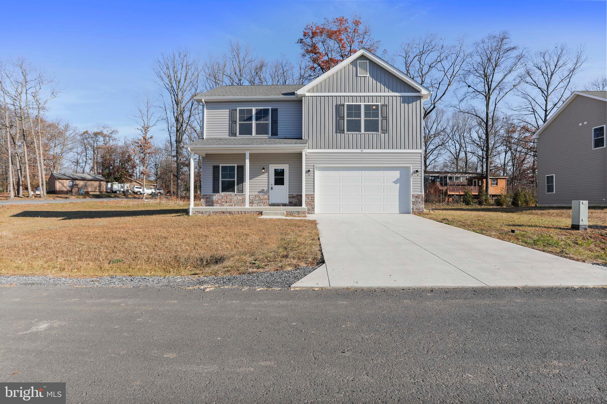 MIDDLE CREEK VISTAS - Residential