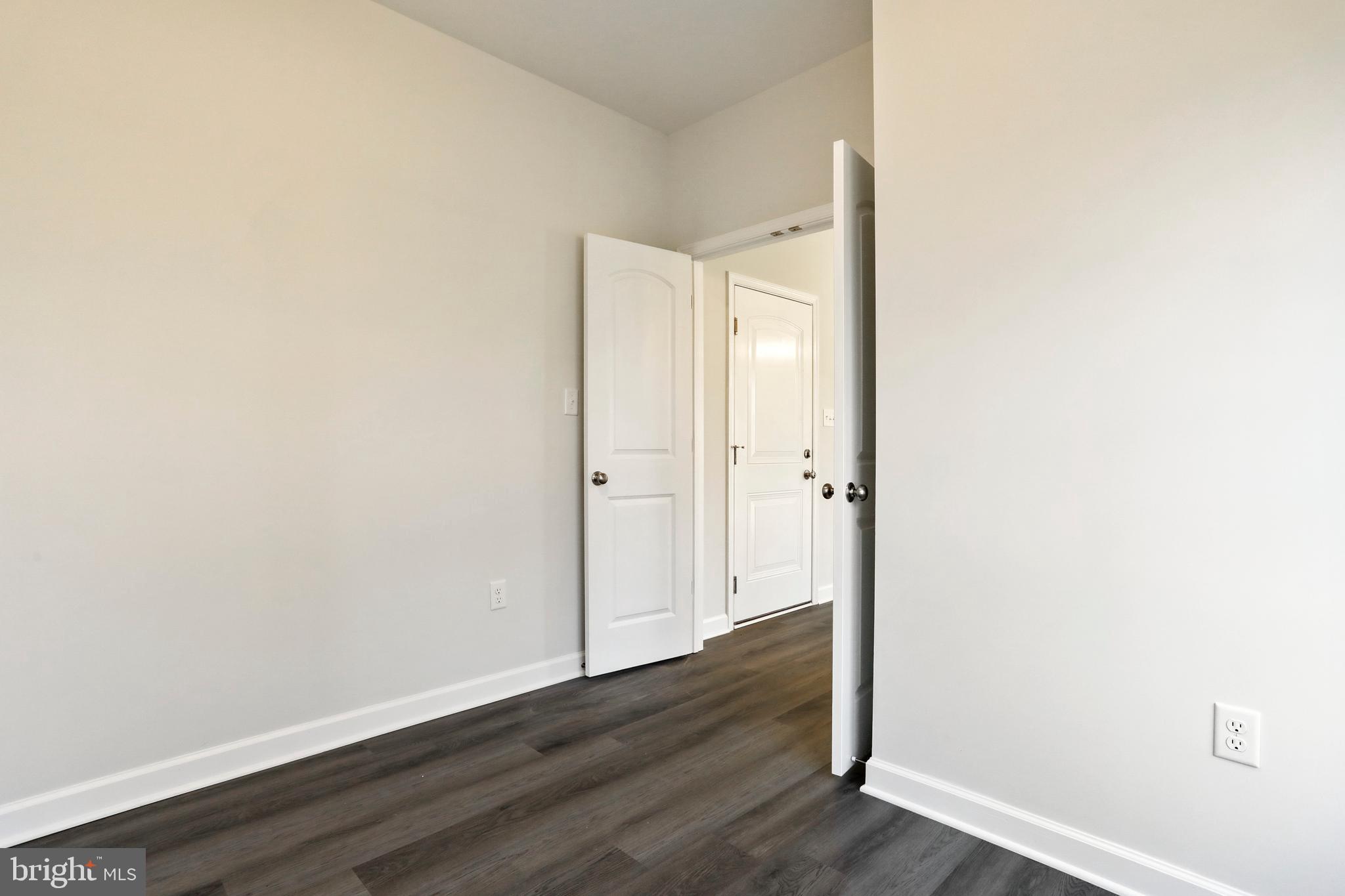 MIDDLE CREEK VISTAS - Residential