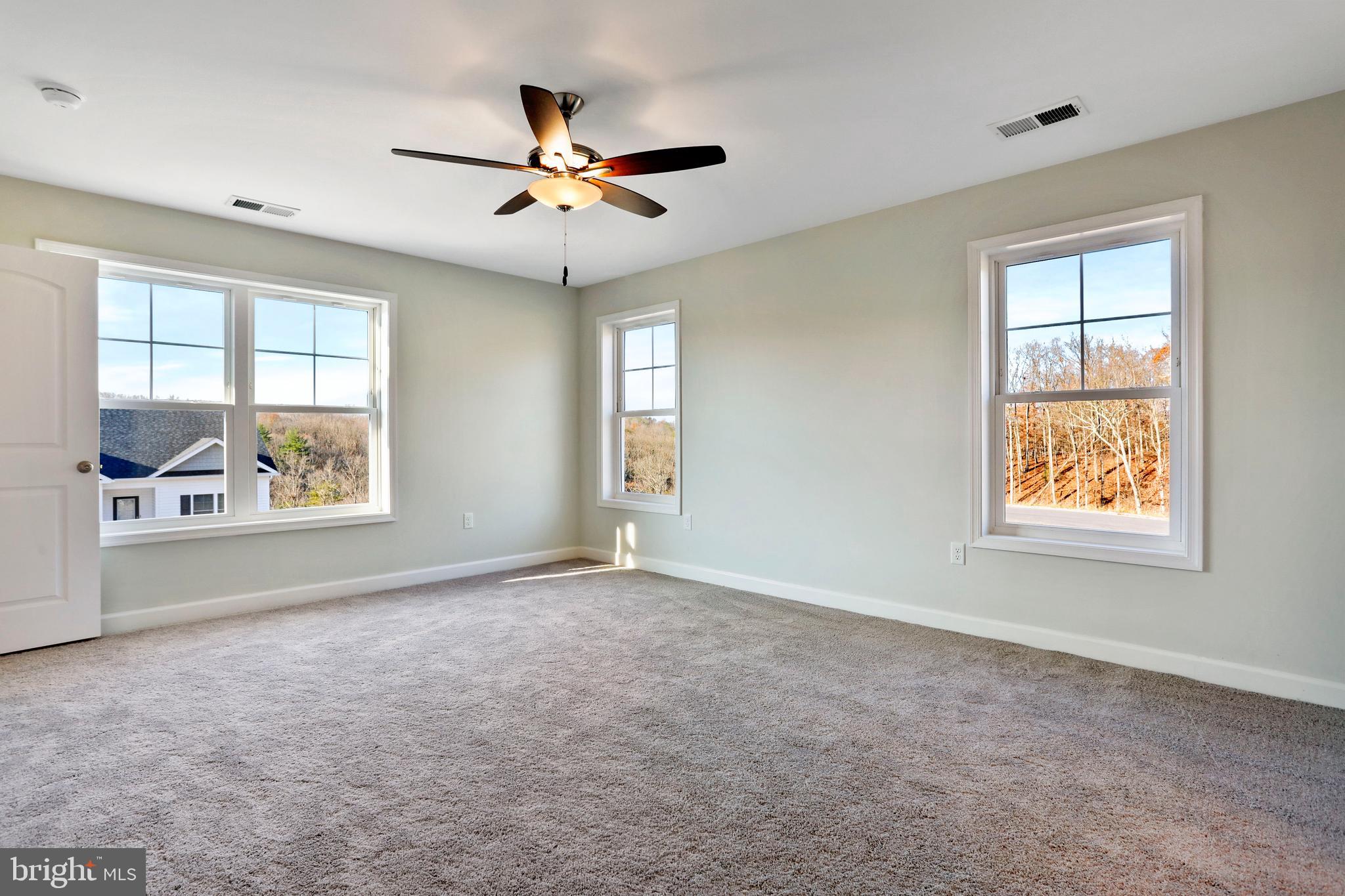 MIDDLE CREEK VISTAS - Residential