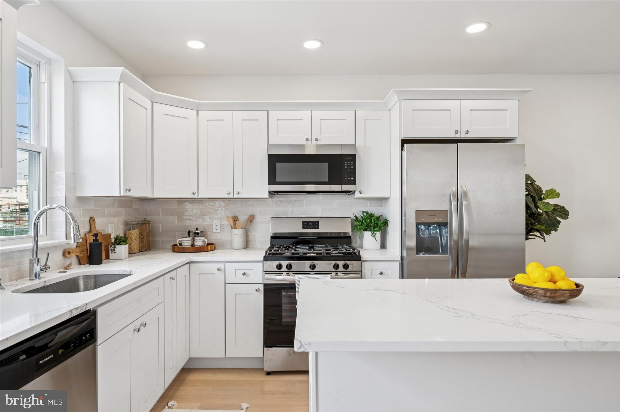 GRAYS FERRY - Residential