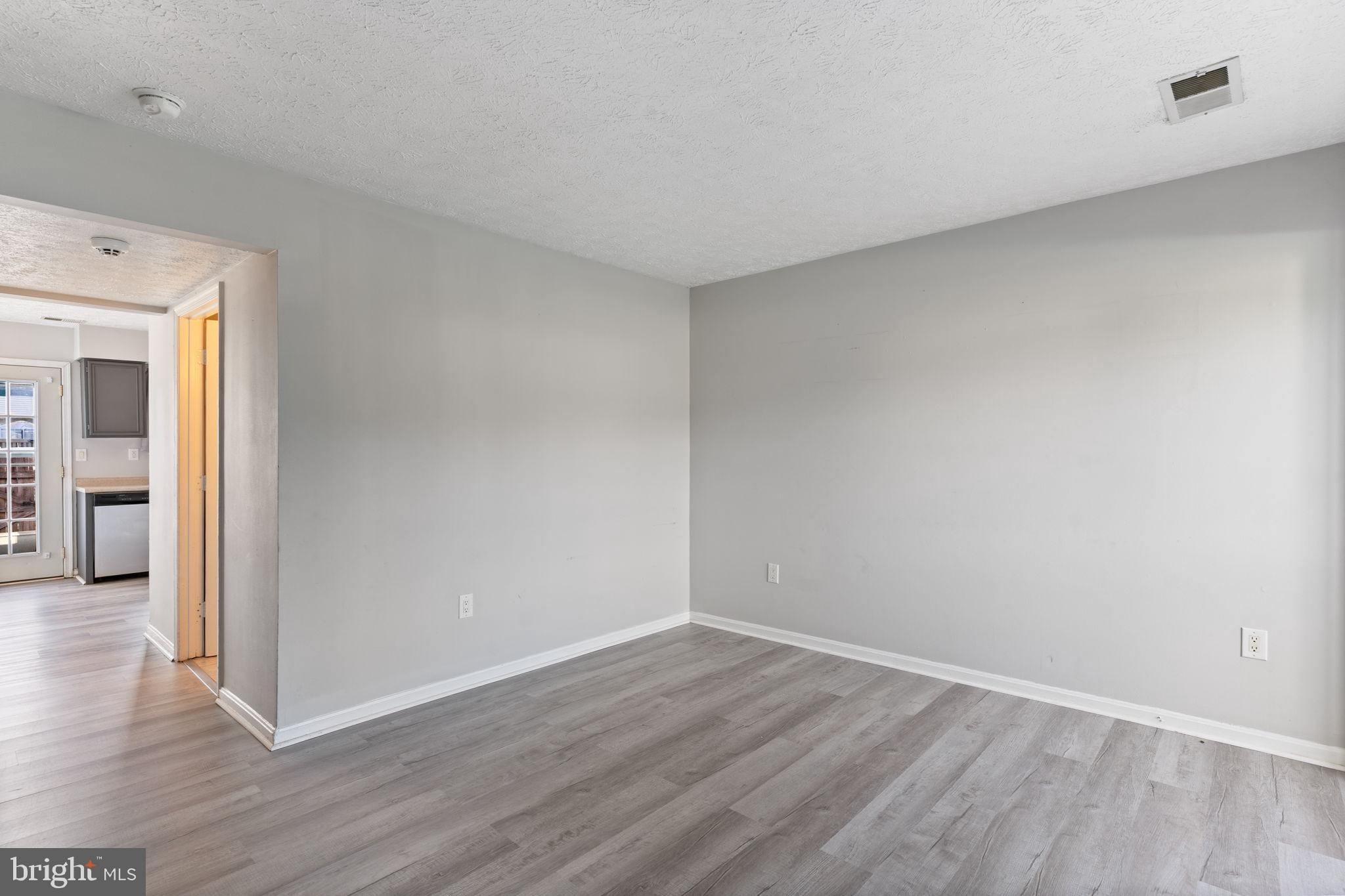 21421 MANON WAY