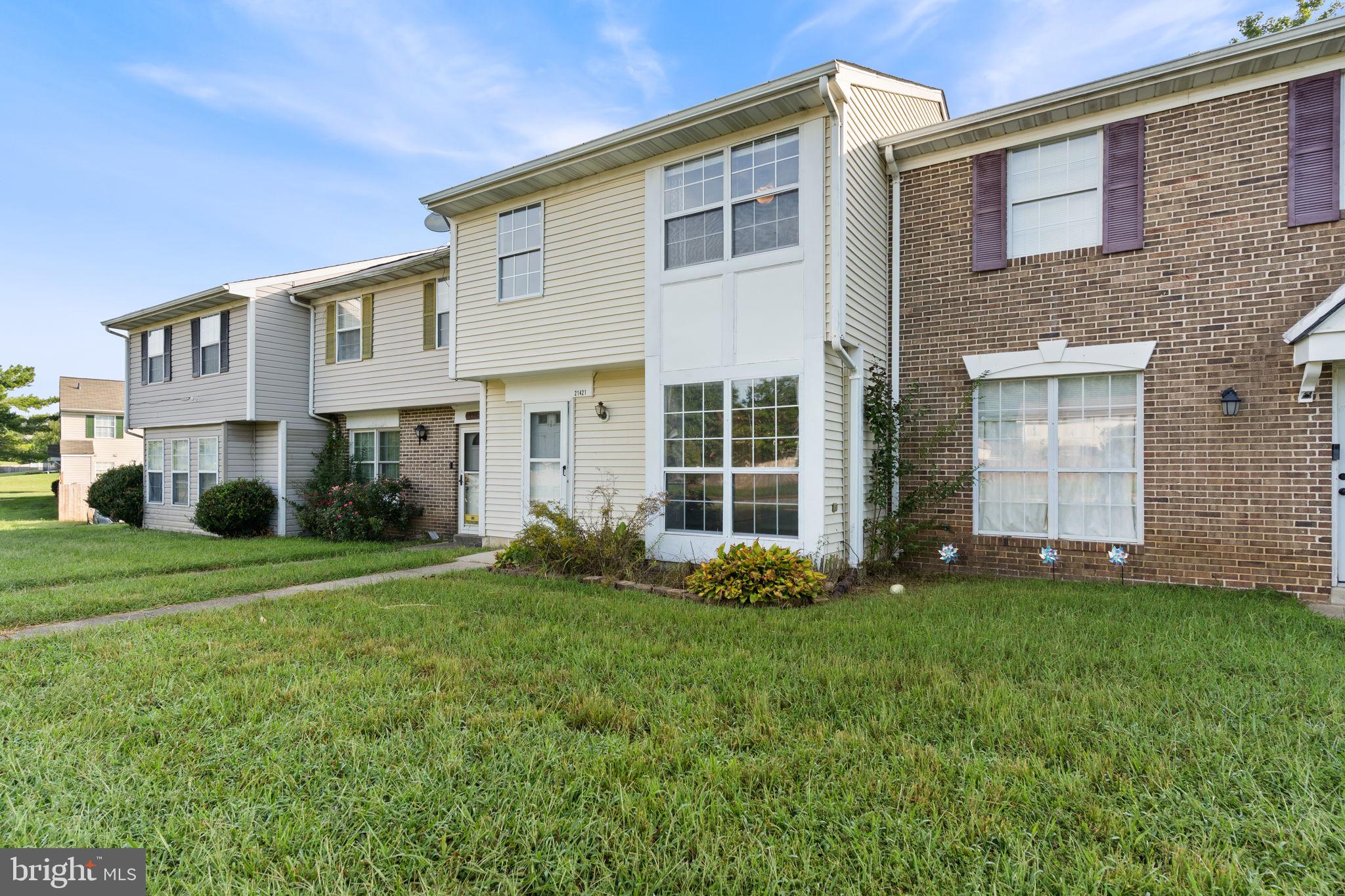 21421 MANON WAY