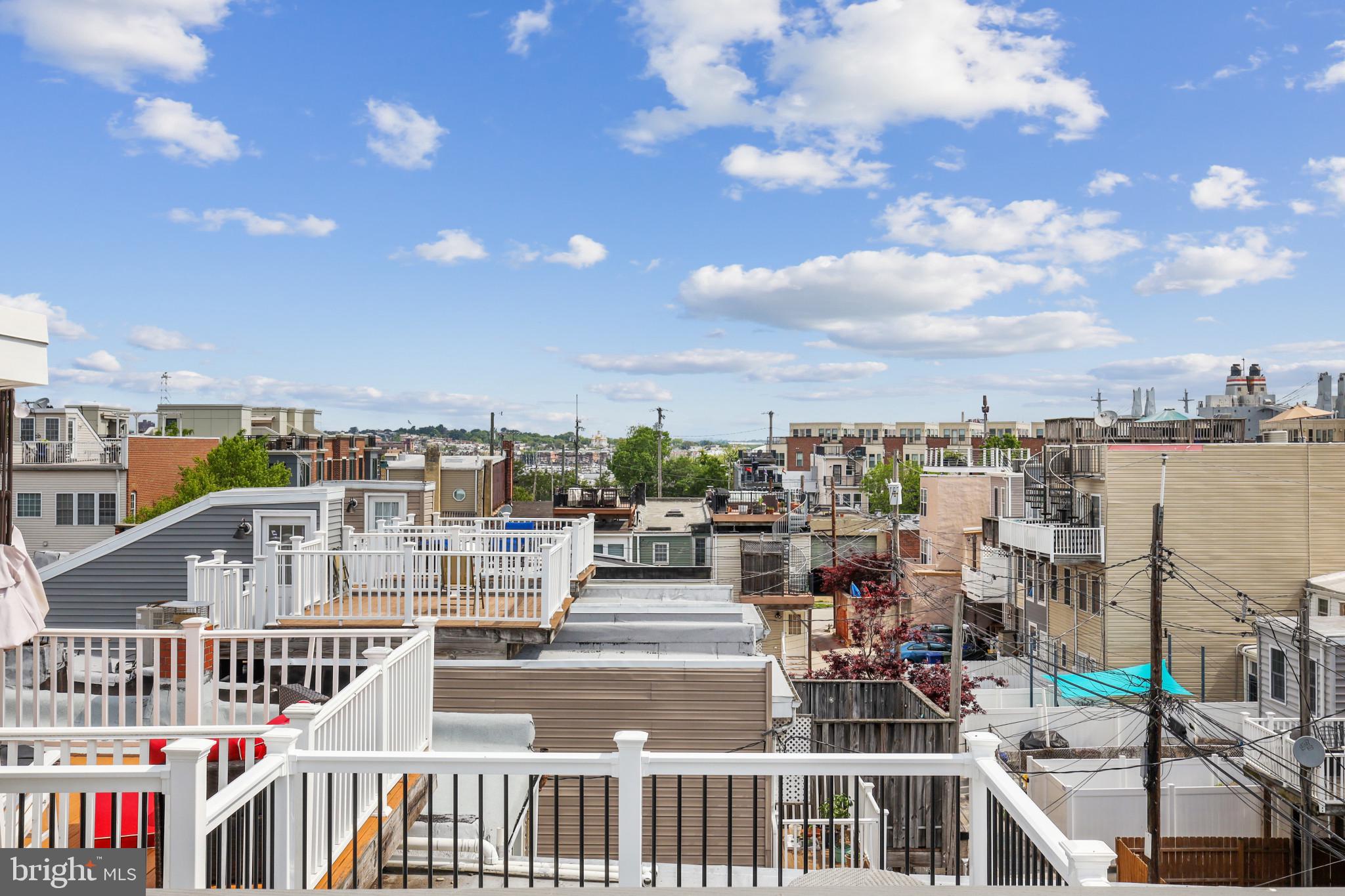 LOCUST POINT - Residential