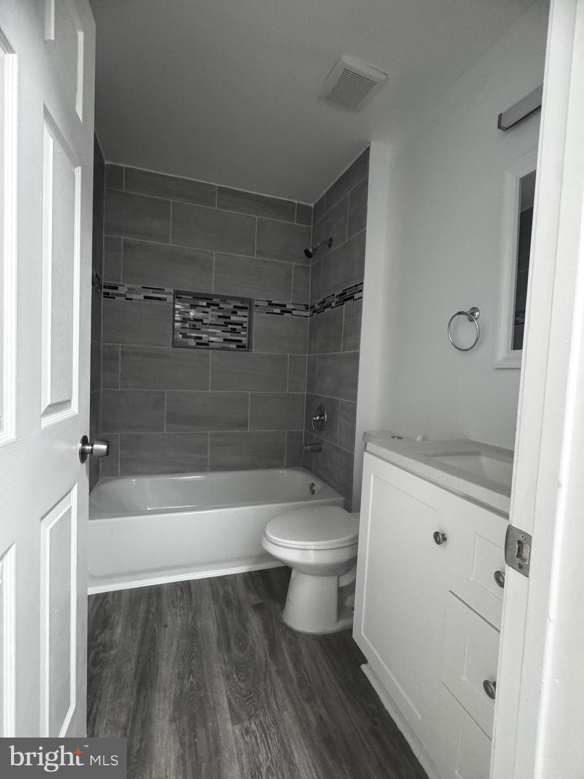 MALLARD LANDING - Residential