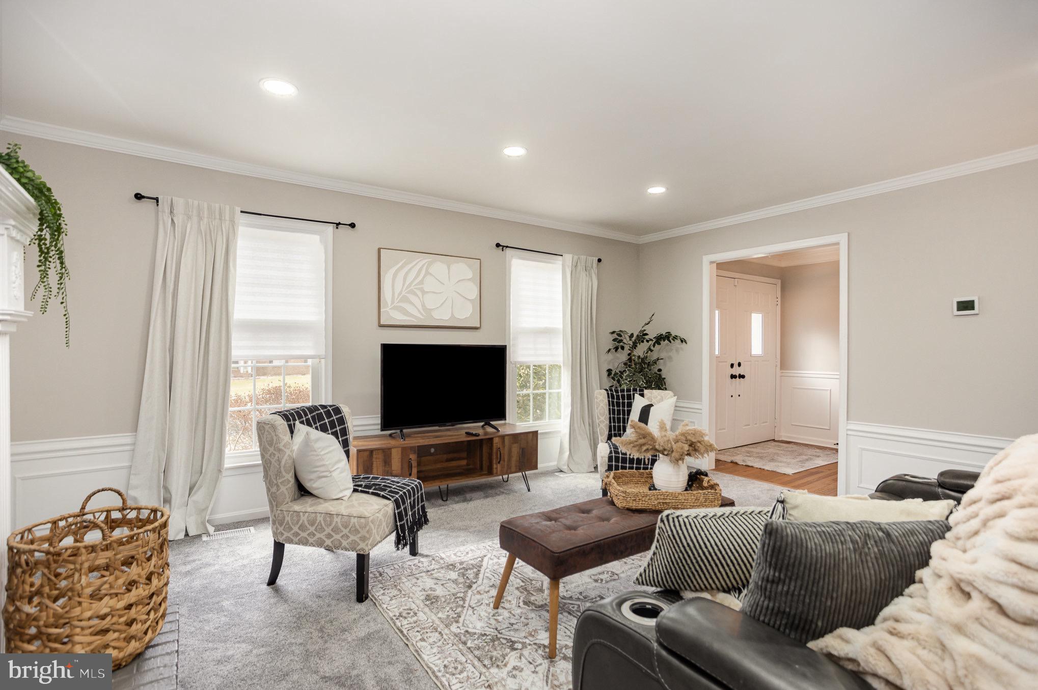 1704 EDWIN DRIVE