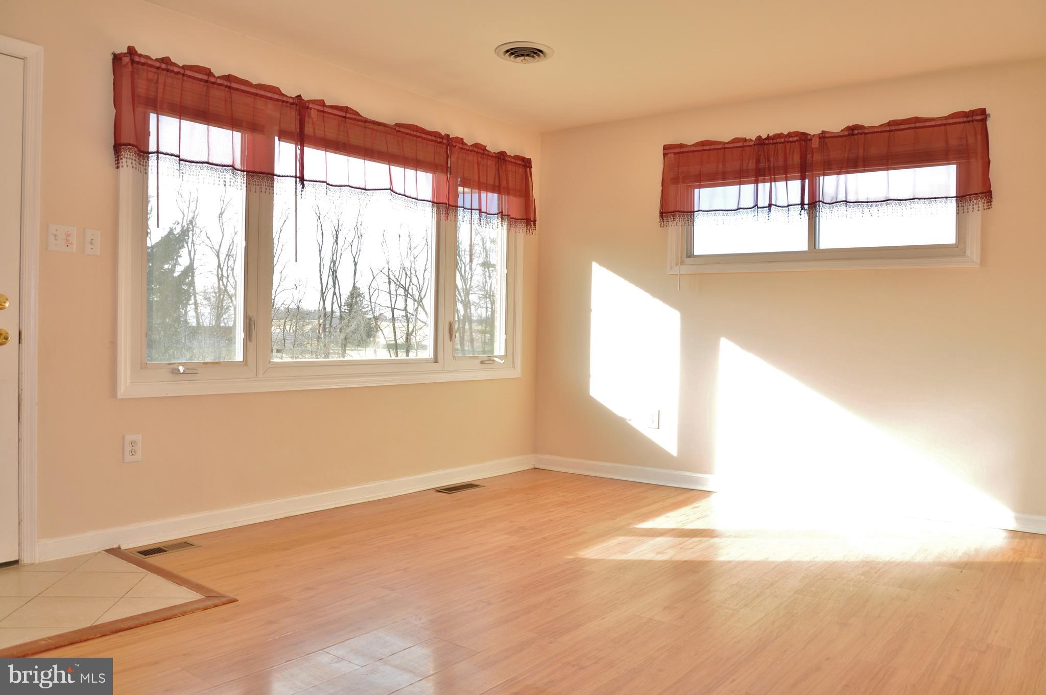 FIELDING MANOR - Residential