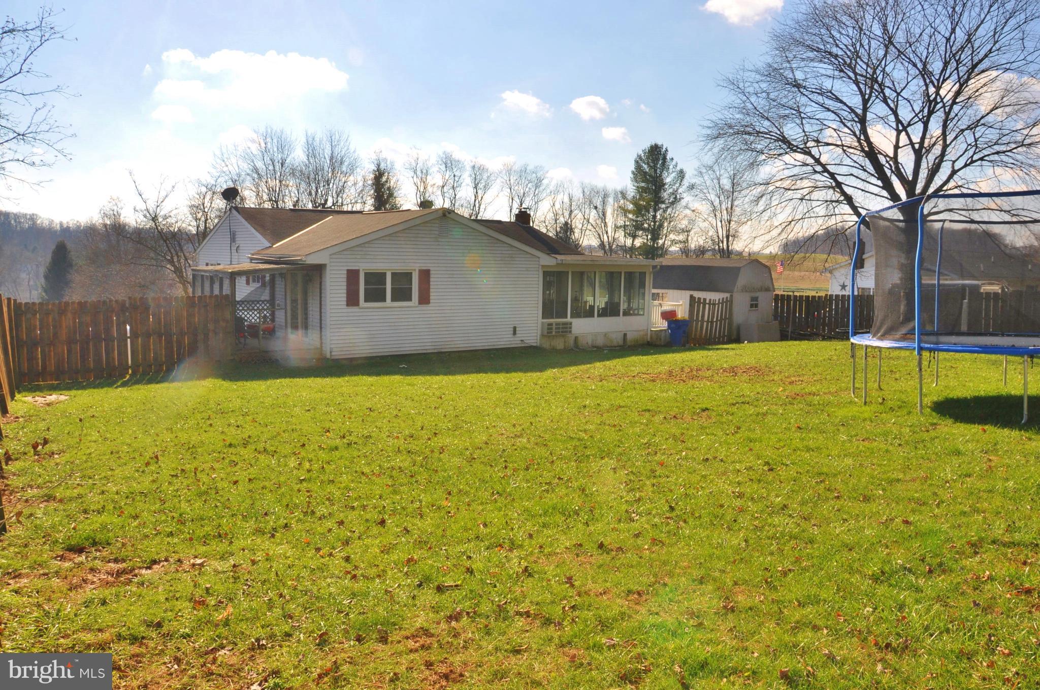 FIELDING MANOR - Residential