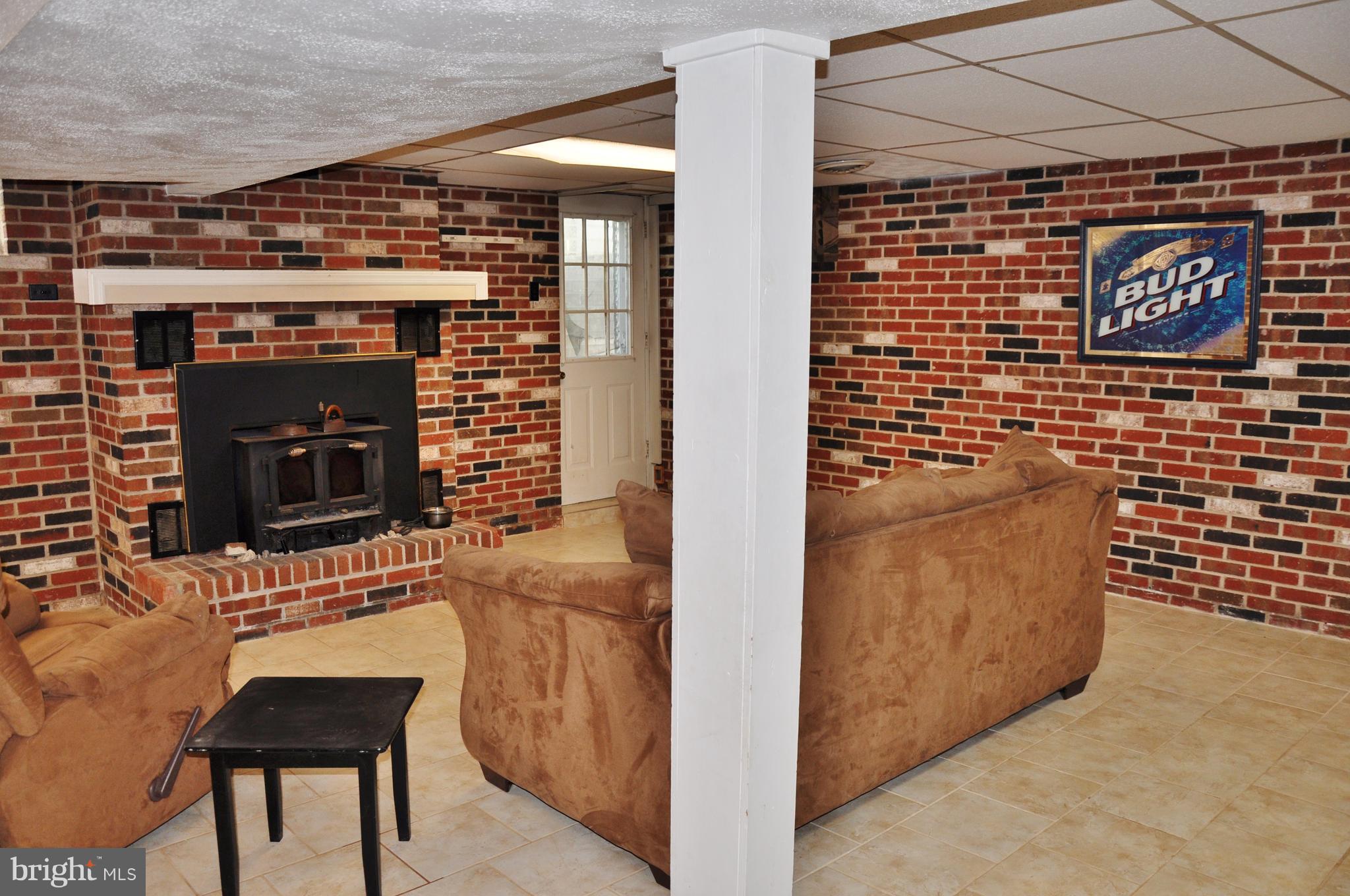 FIELDING MANOR - Residential