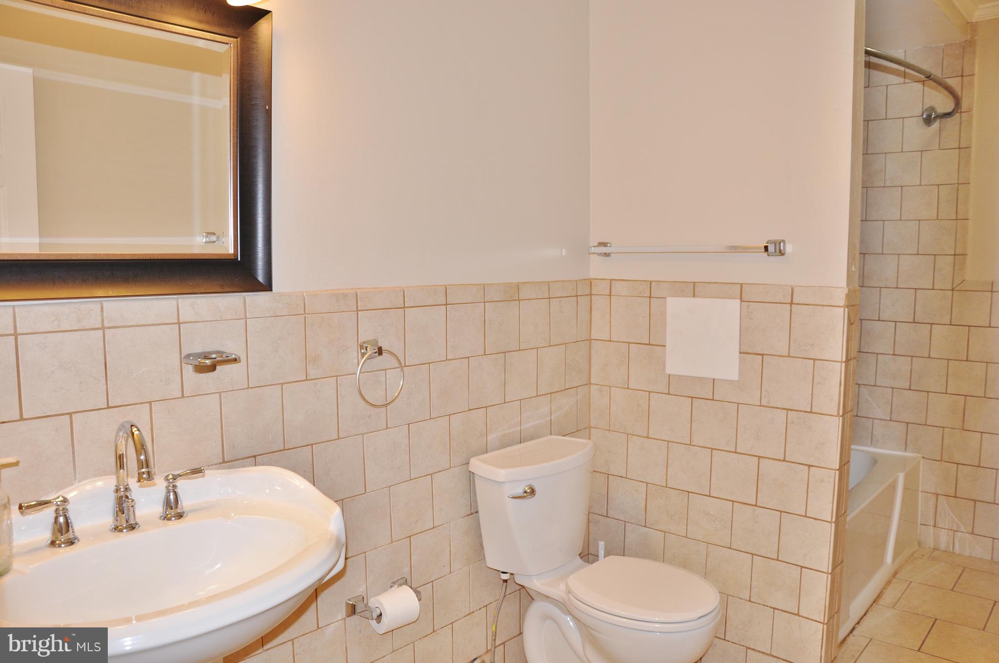 FIELDING MANOR - Residential