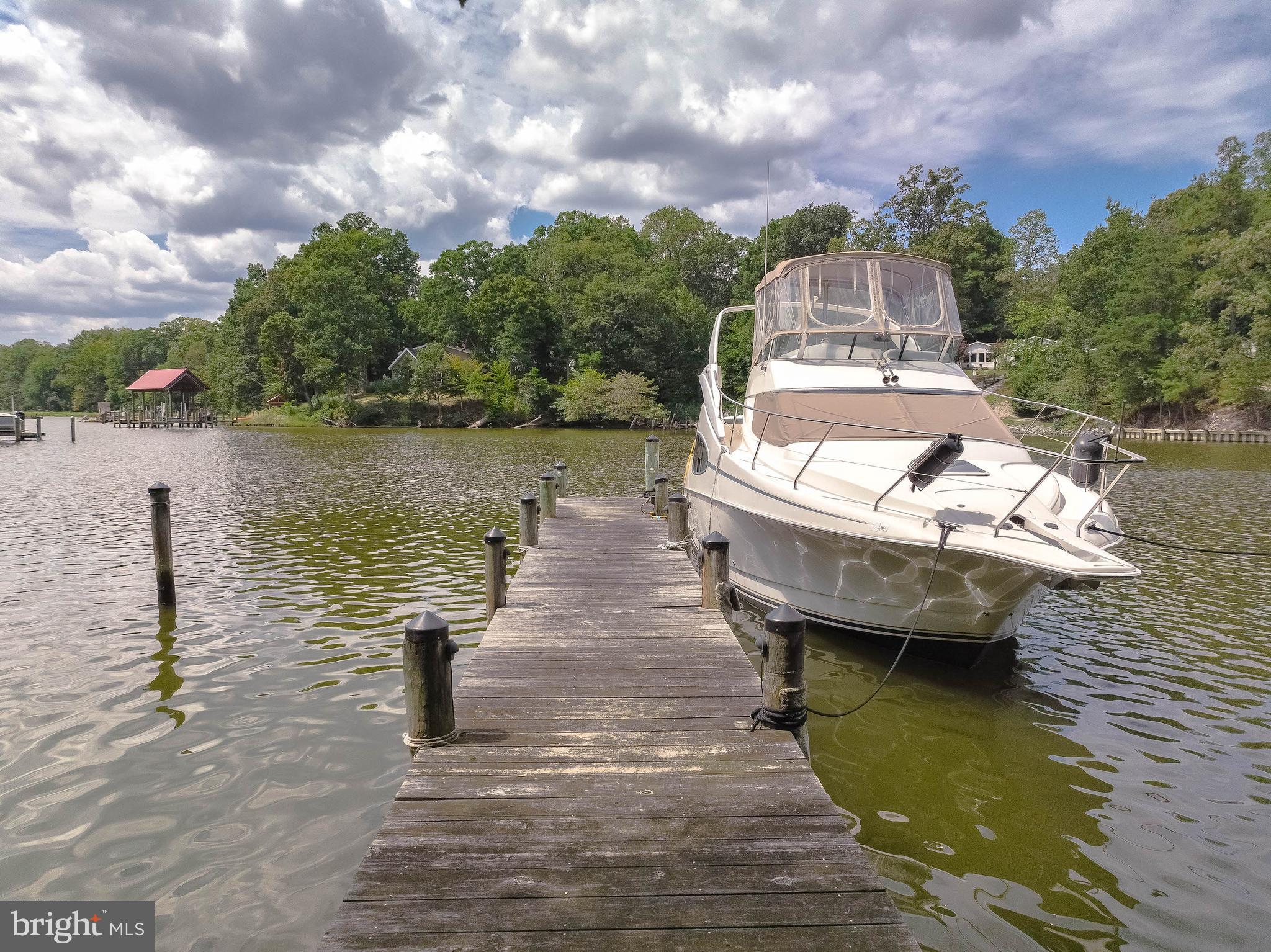 PEACOCK MANOR - Residential