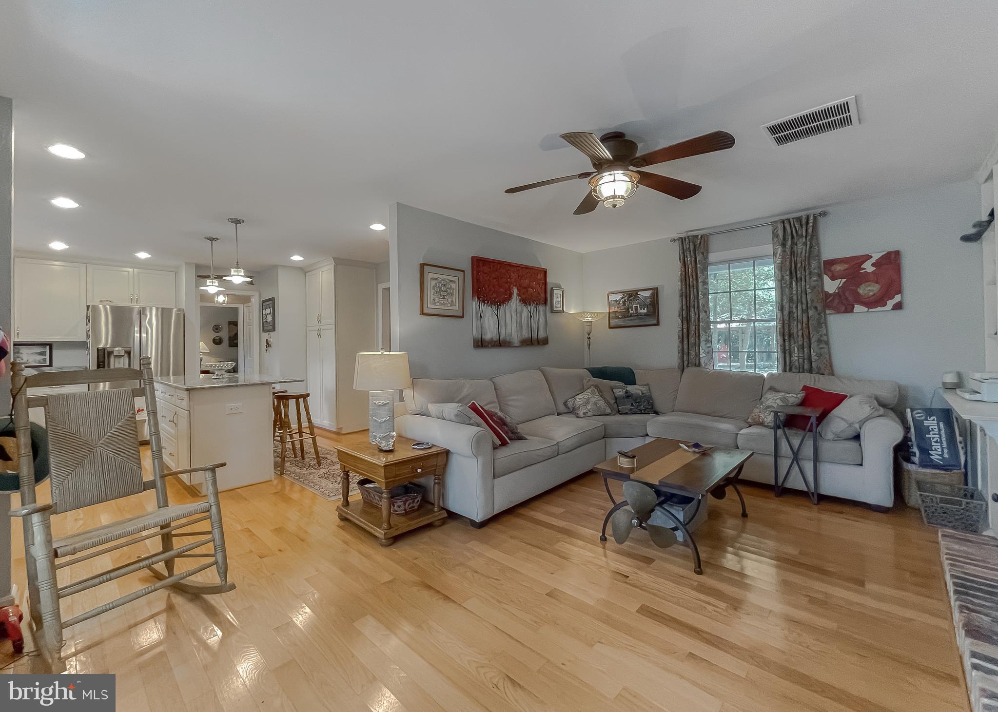 PEACOCK MANOR - Residential