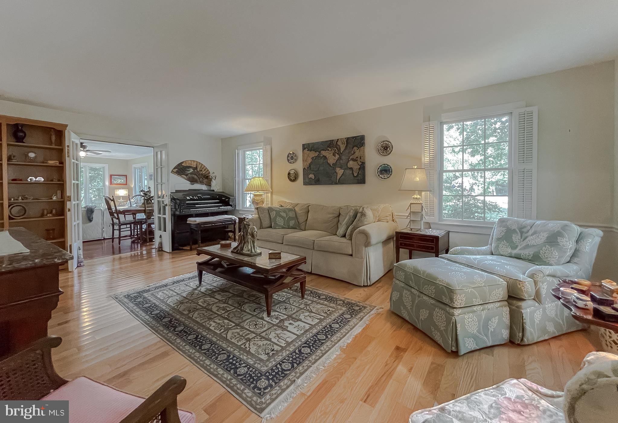 PEACOCK MANOR - Residential