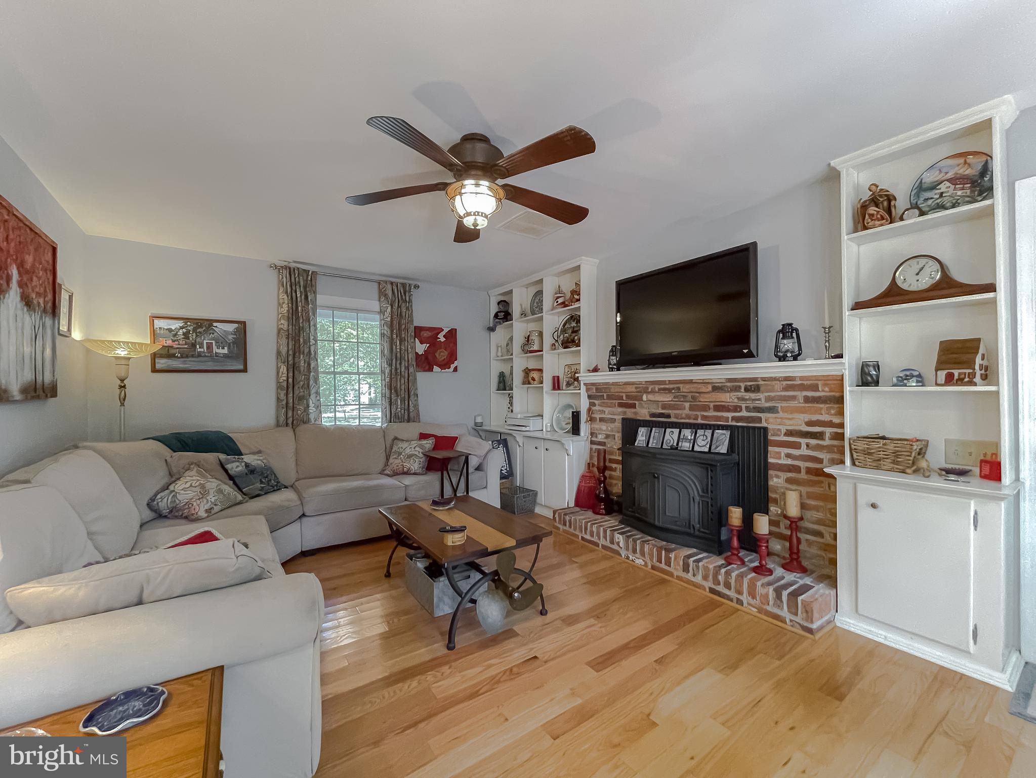 PEACOCK MANOR - Residential