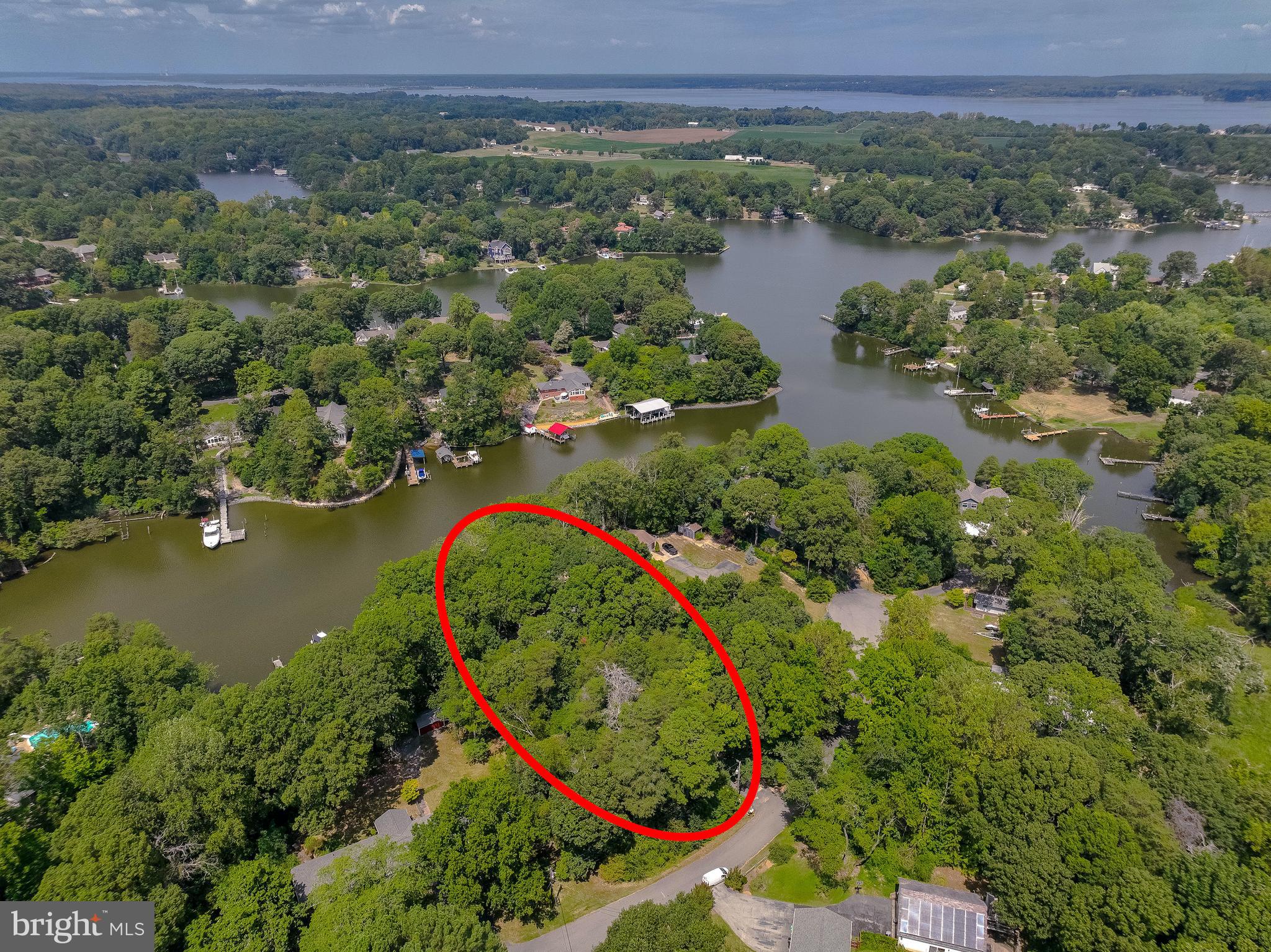 PEACOCK MANOR - Residential