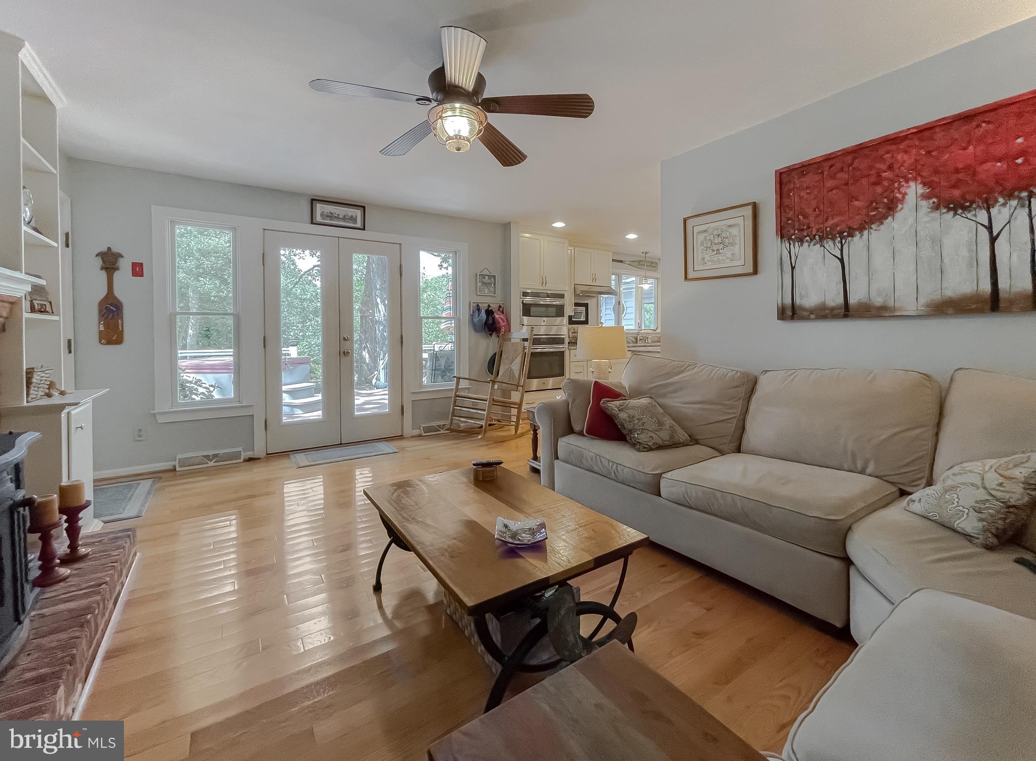 PEACOCK MANOR - Residential