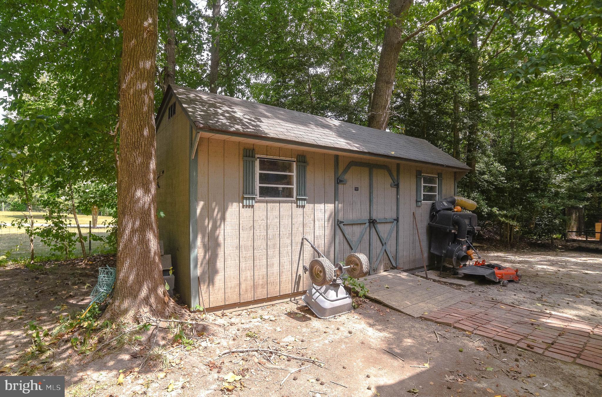 PEACOCK MANOR - Residential