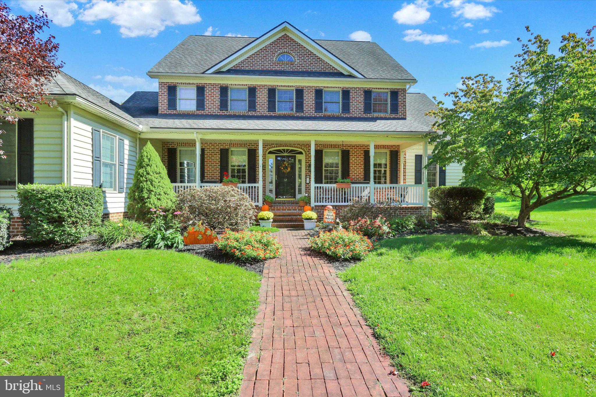 12 SANDY BOTTOM ROAD
