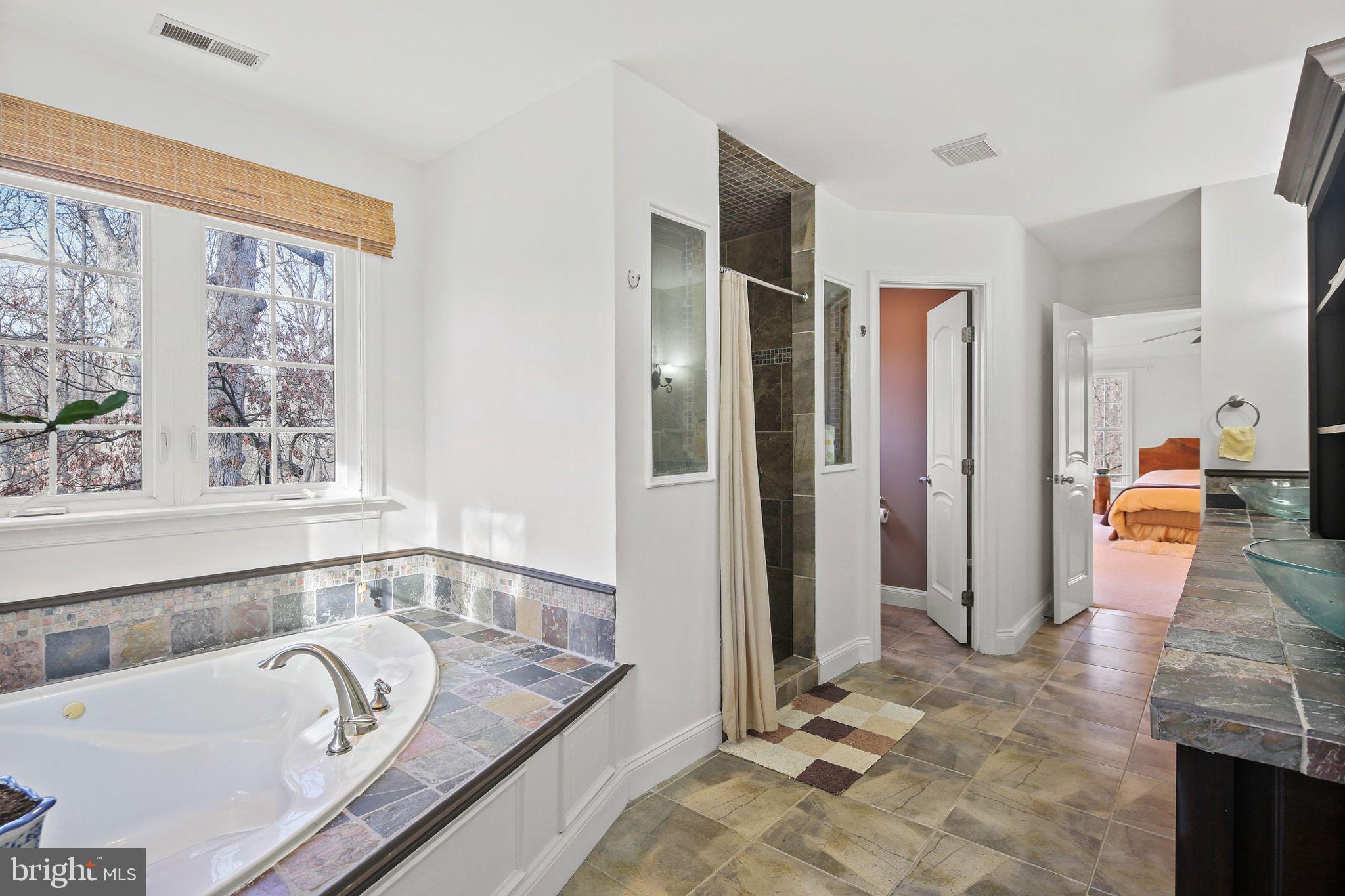 TWINBROOK - Residential