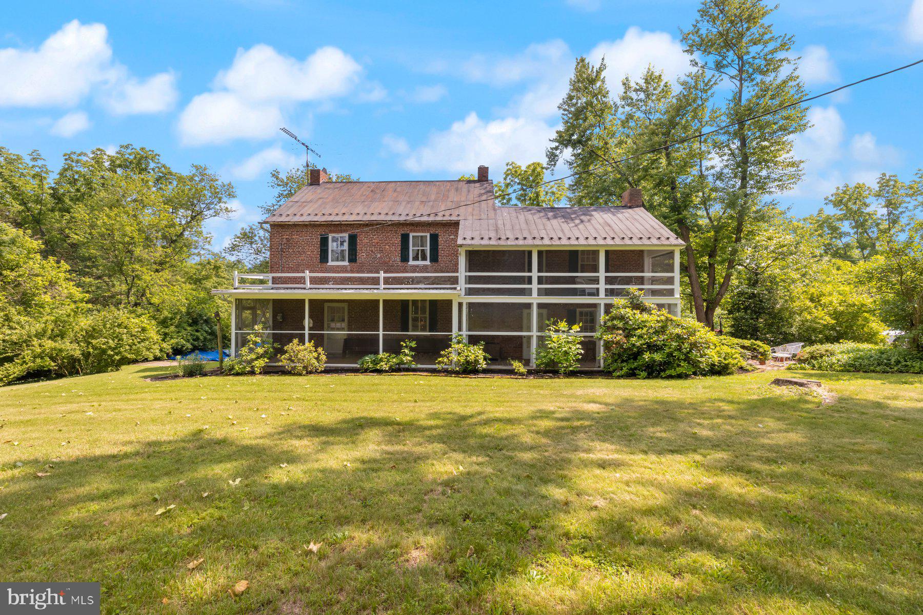 1125 WHITE CHURCH ROAD