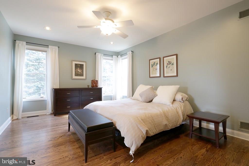 HARRIS ACRES - Residential