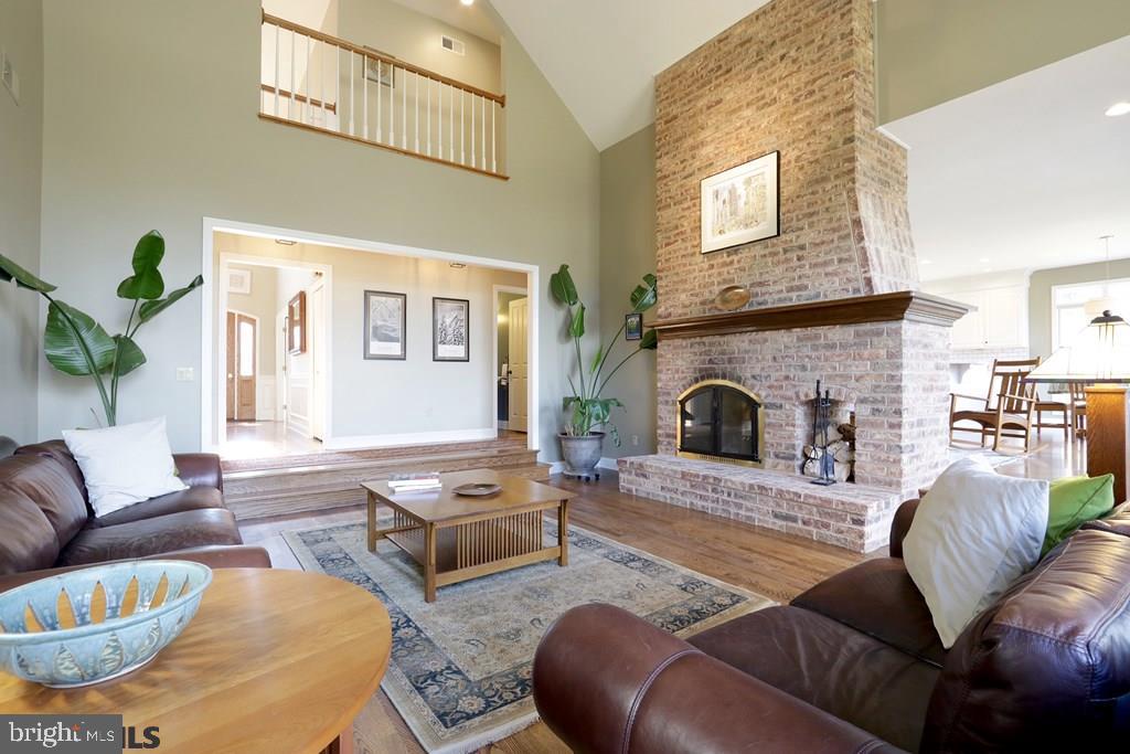 HARRIS ACRES - Residential