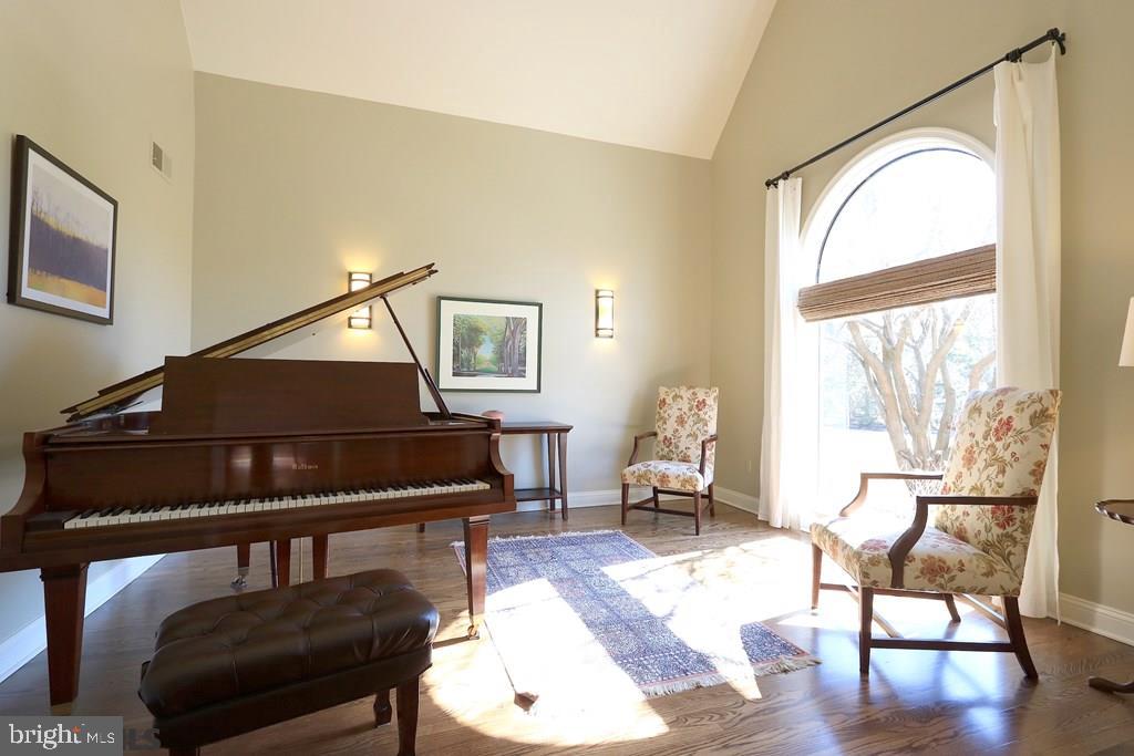 HARRIS ACRES - Residential