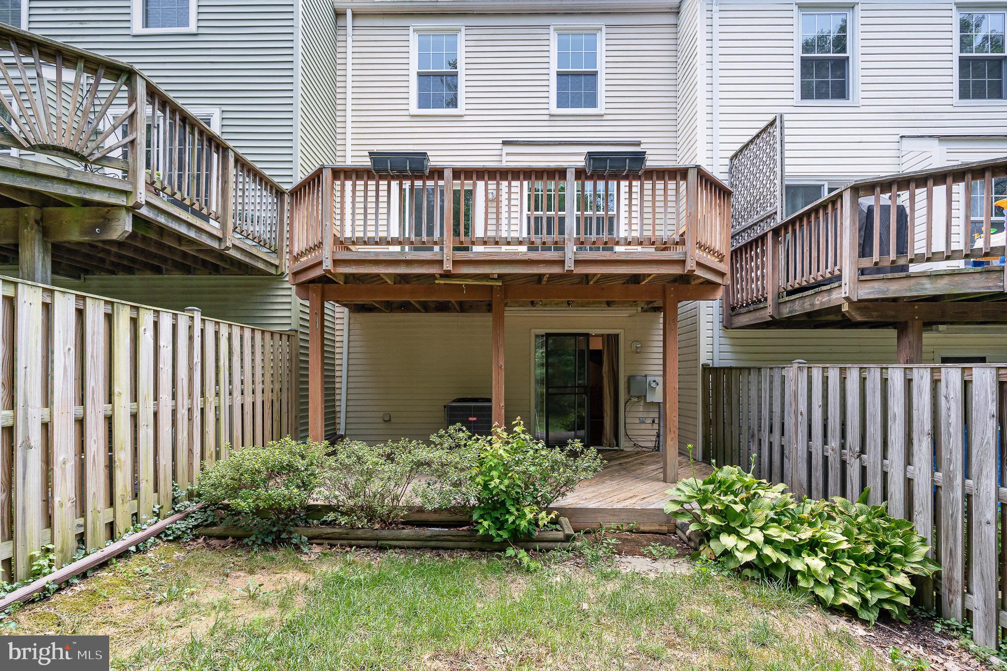 AMBERLEIGH - Residential Lease