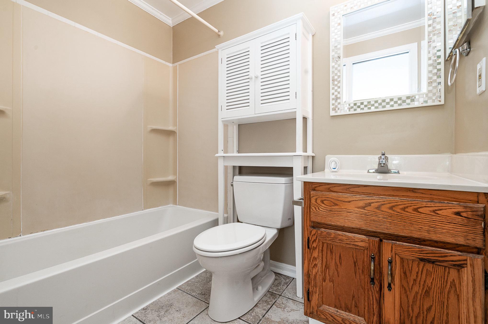 AMBERLEIGH - Residential Lease