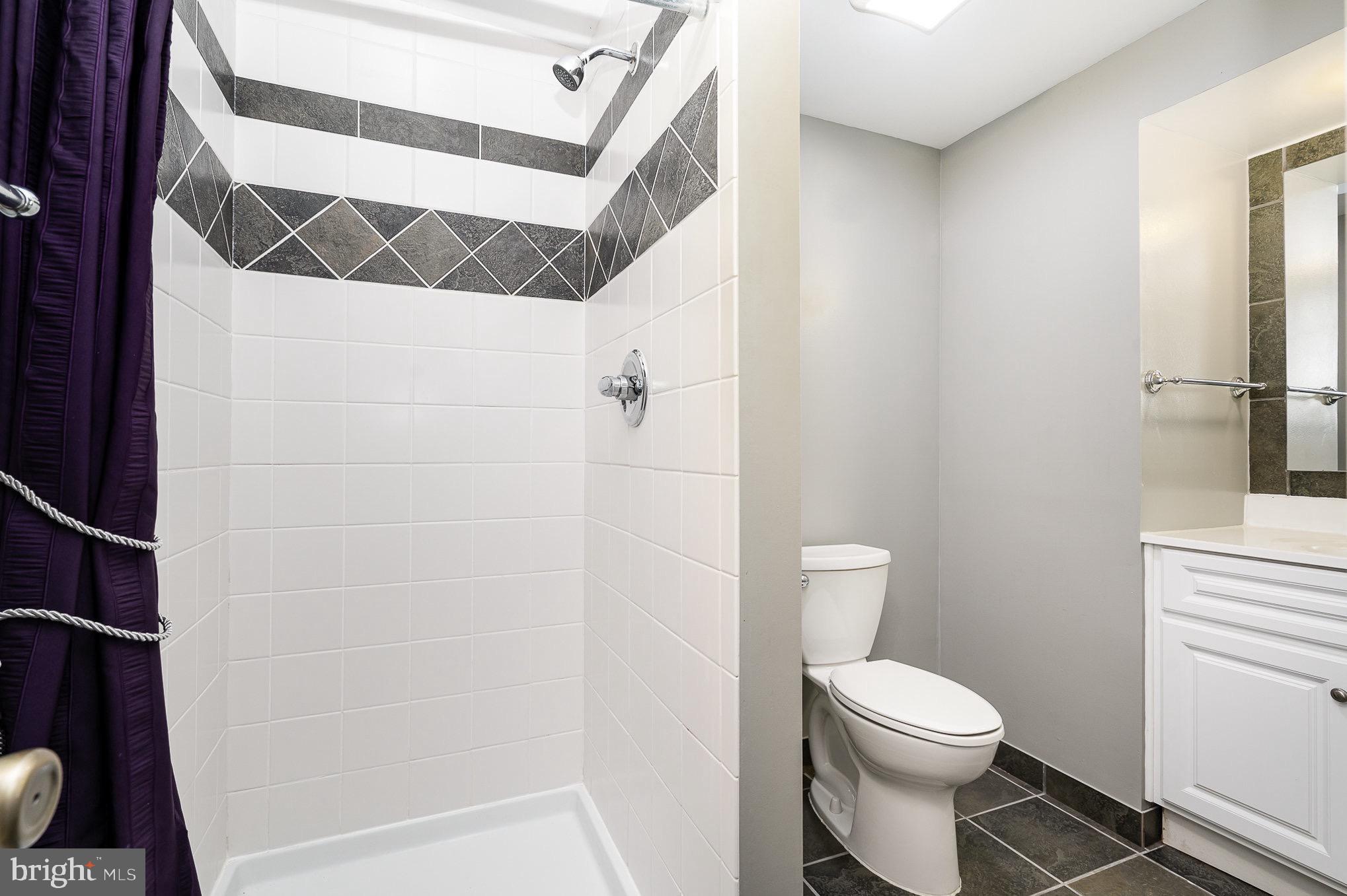 AMBERLEIGH - Residential Lease