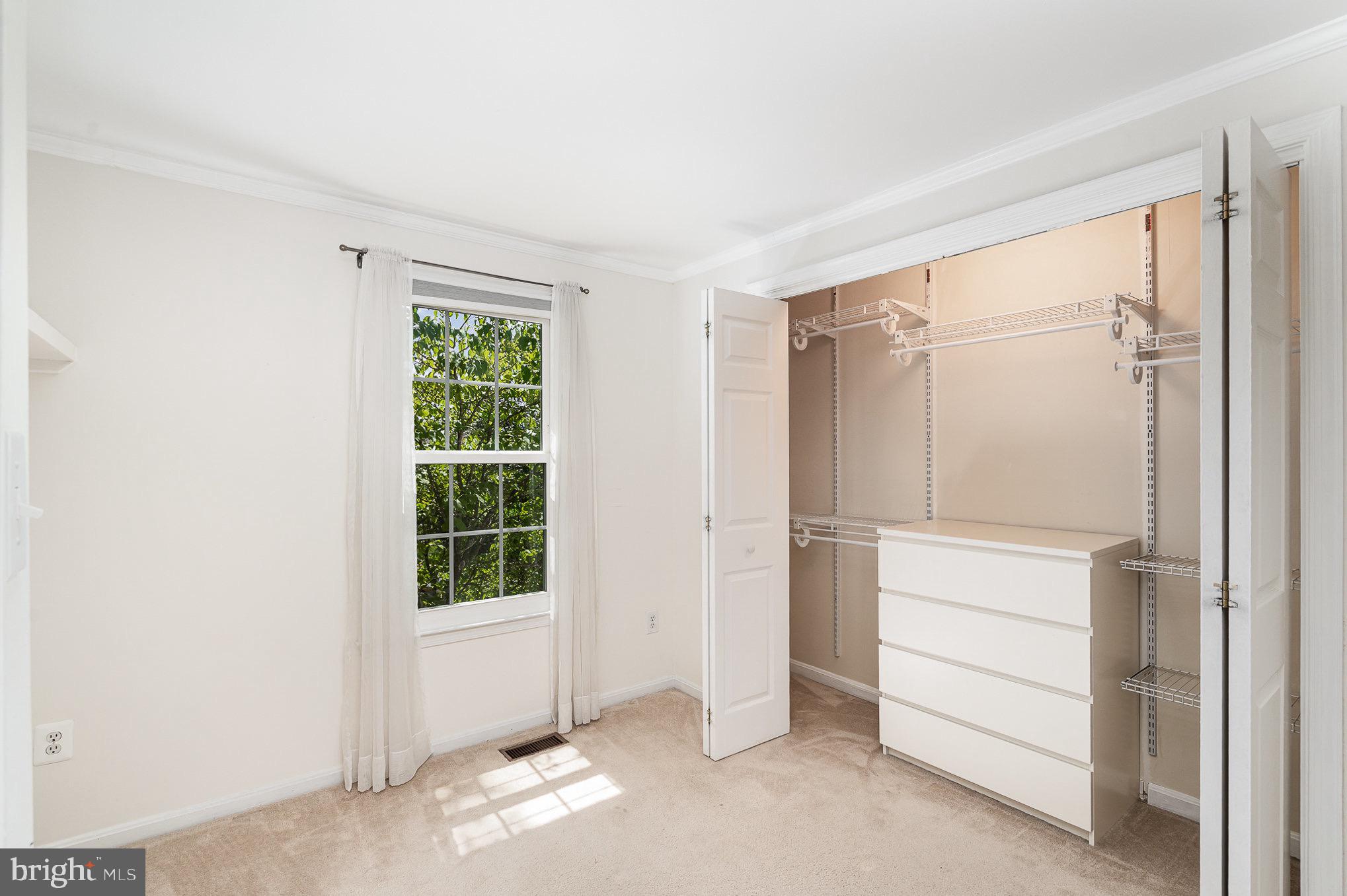 AMBERLEIGH - Residential Lease