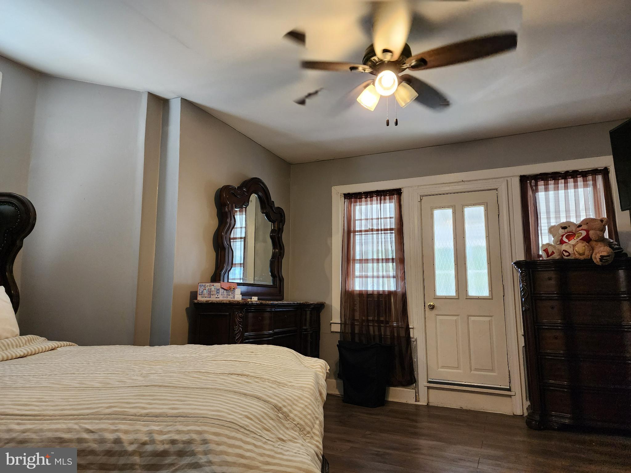 WEST OAK LANE - Residential