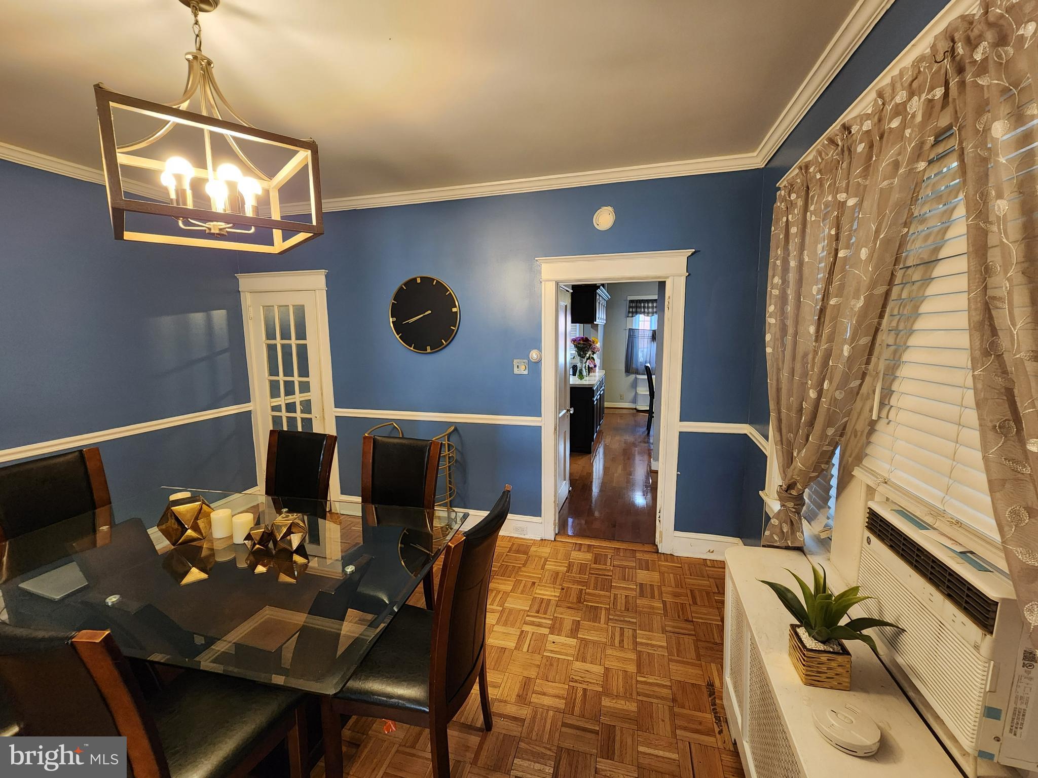 WEST OAK LANE - Residential