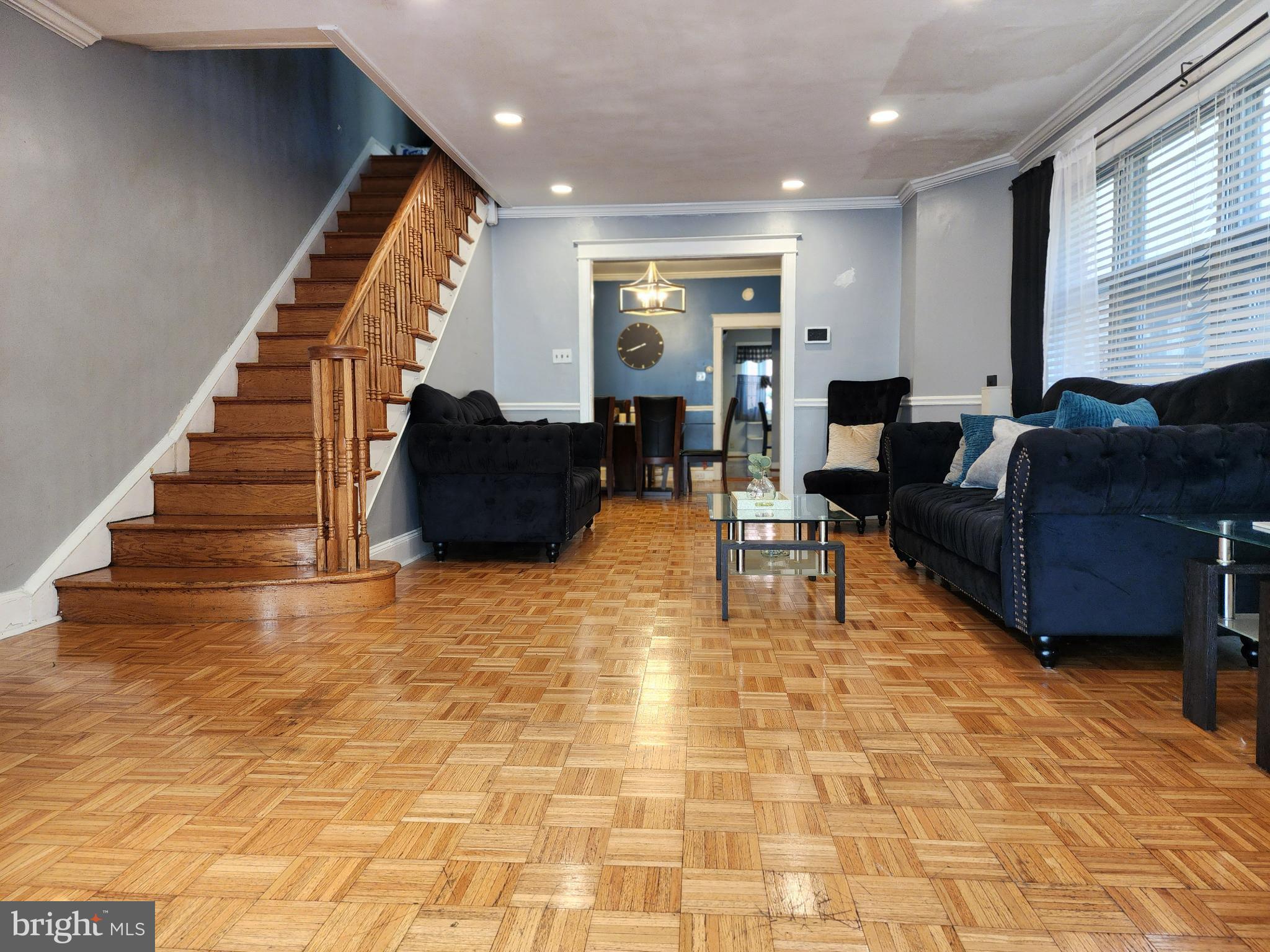 WEST OAK LANE - Residential