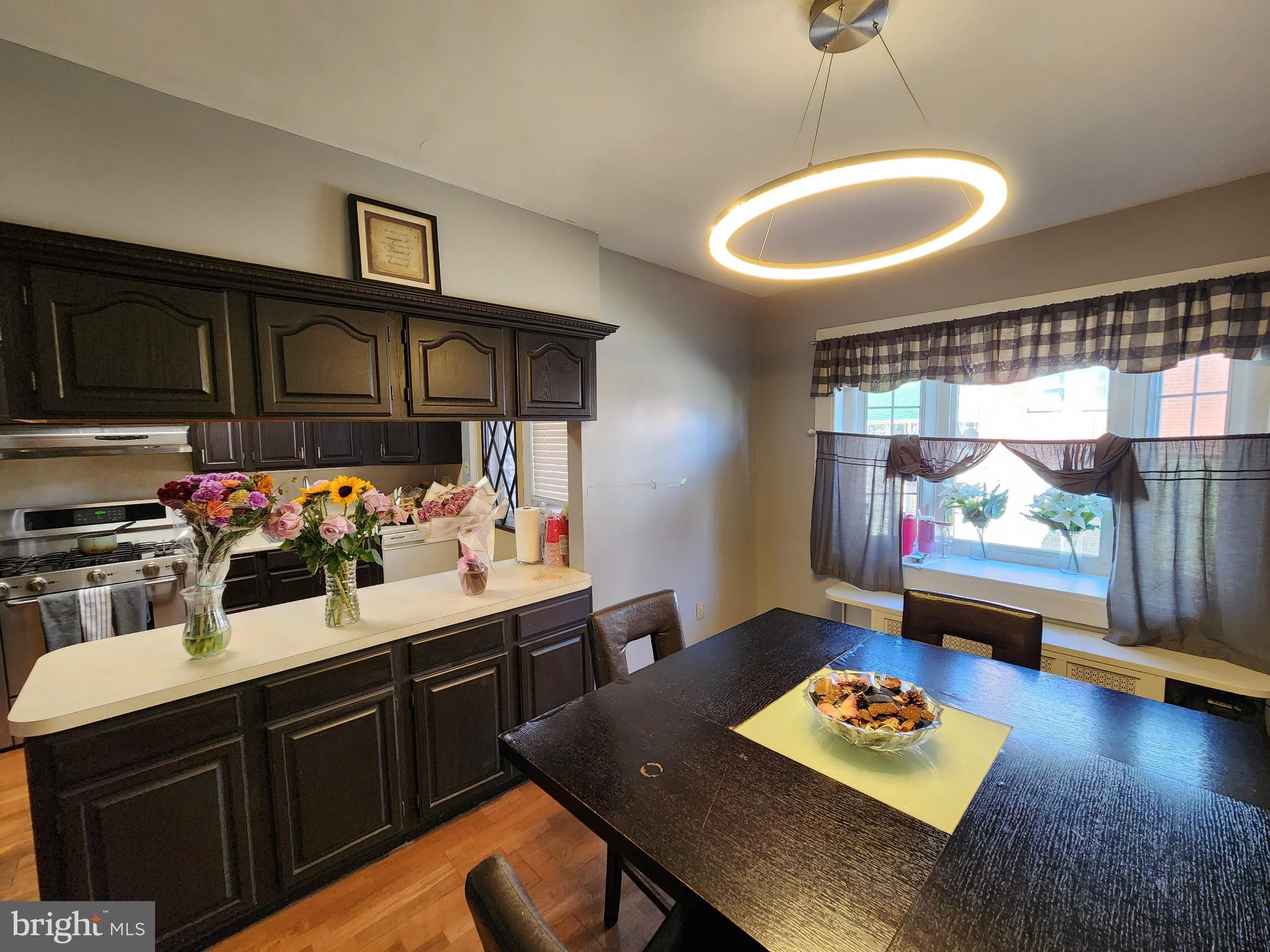 WEST OAK LANE - Residential