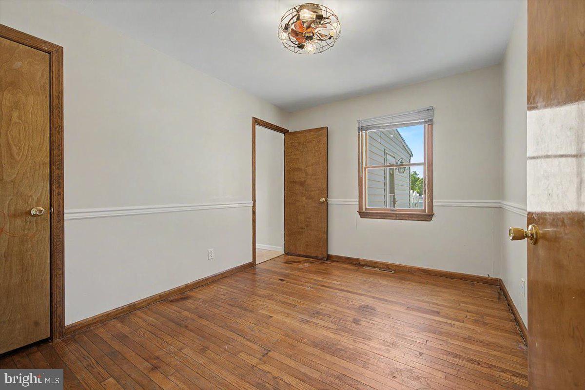 GLENVILLE - Residential