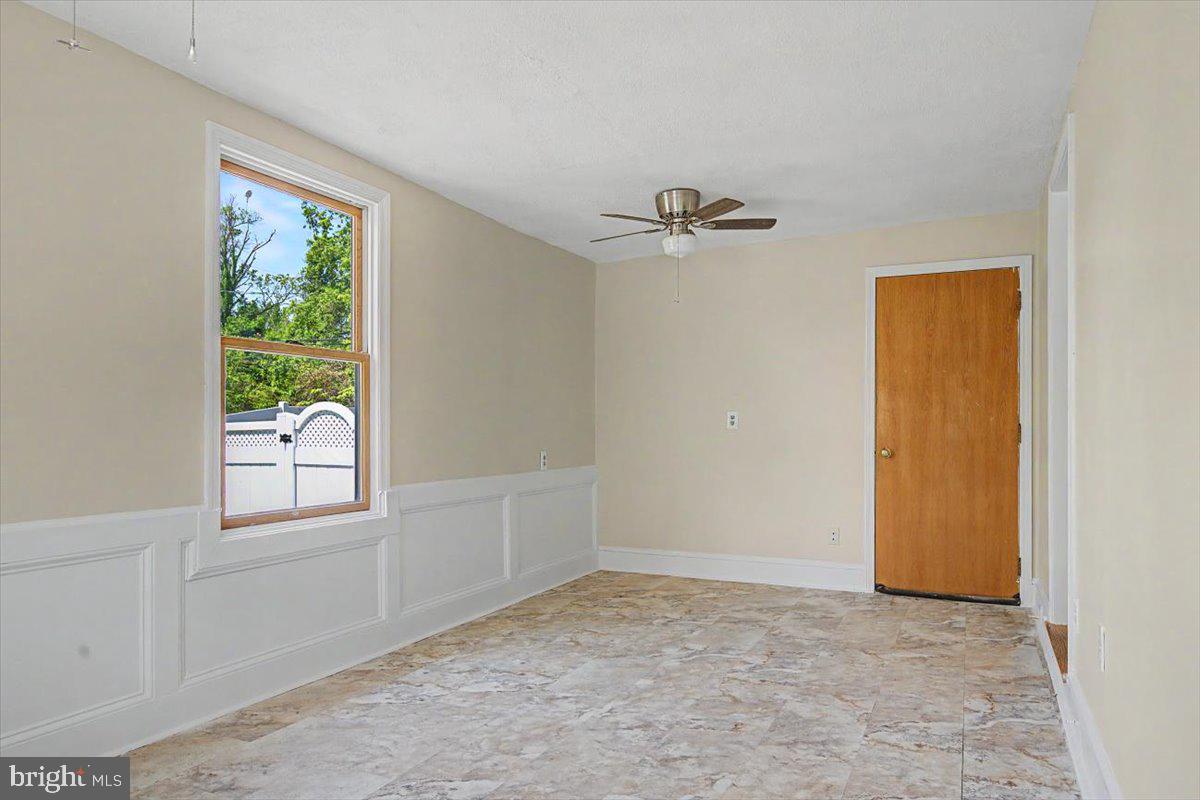 GLENVILLE - Residential