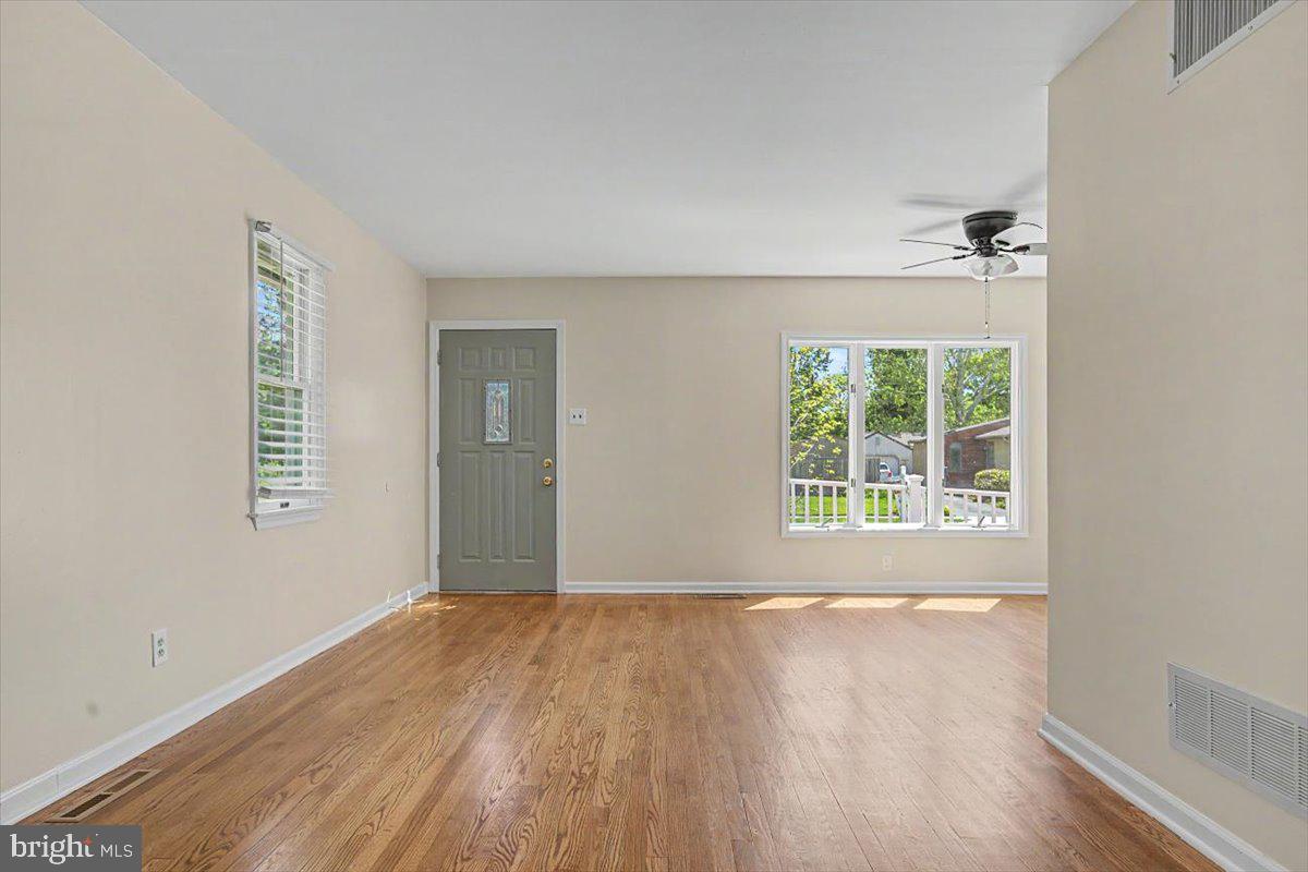 GLENVILLE - Residential
