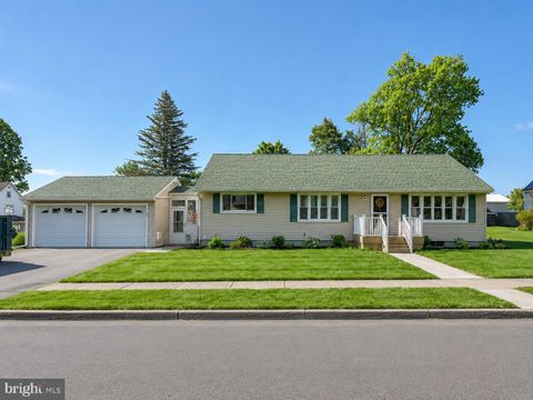 Homes For Sale - 324 Kearney Street St<br/> KANE, PA 16735
