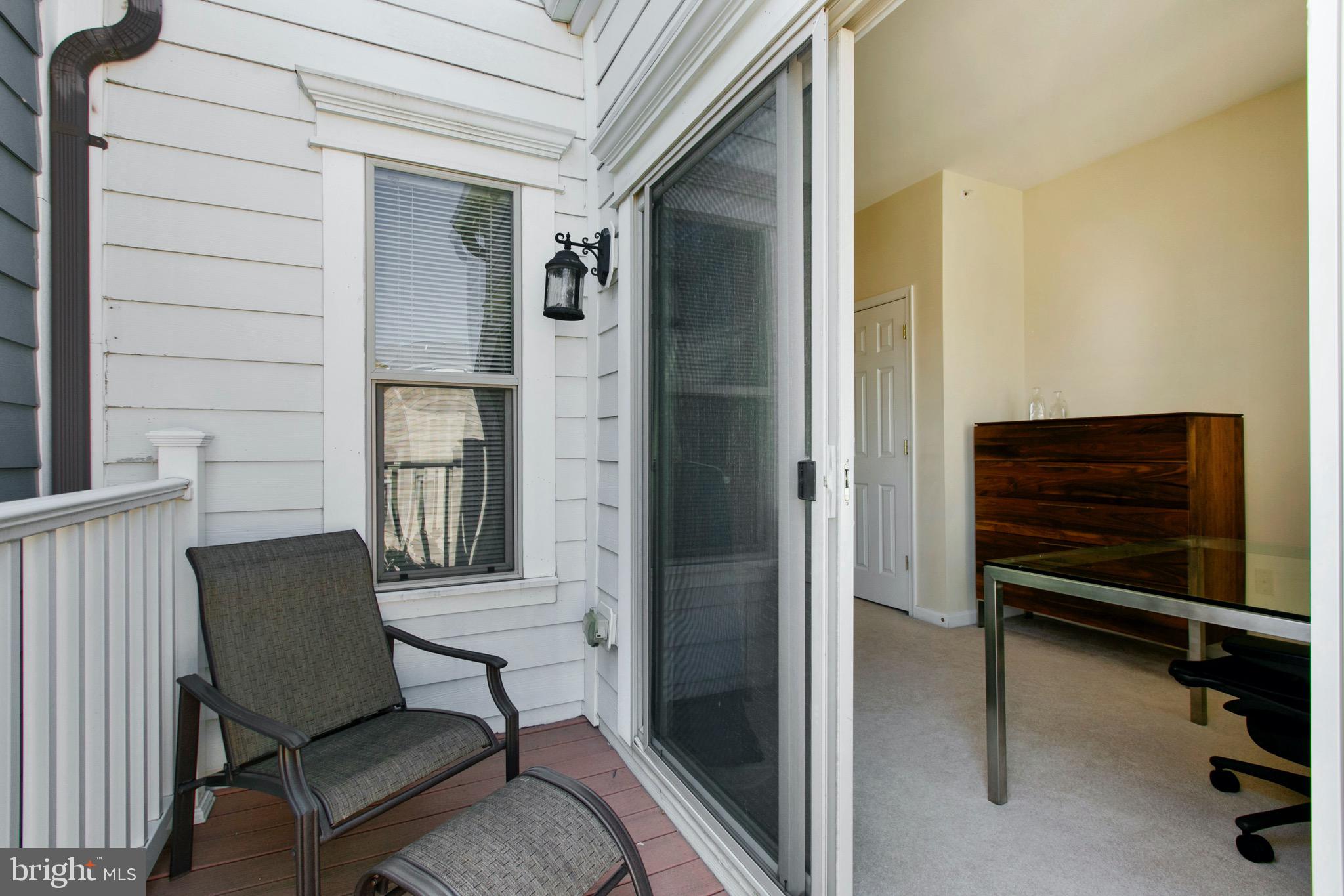 ALBEMARLE SQUARE - Residential