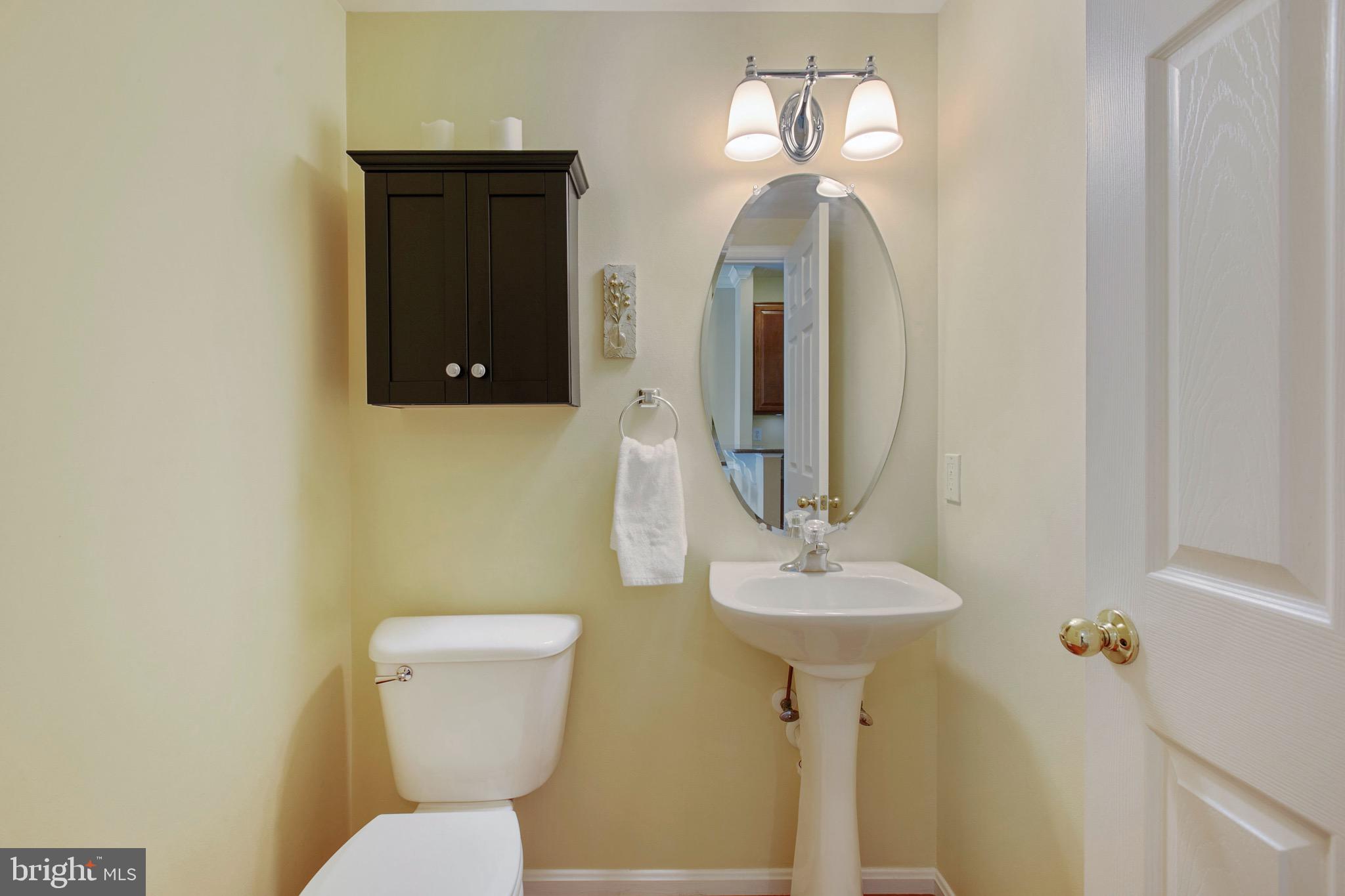 ALBEMARLE SQUARE - Residential