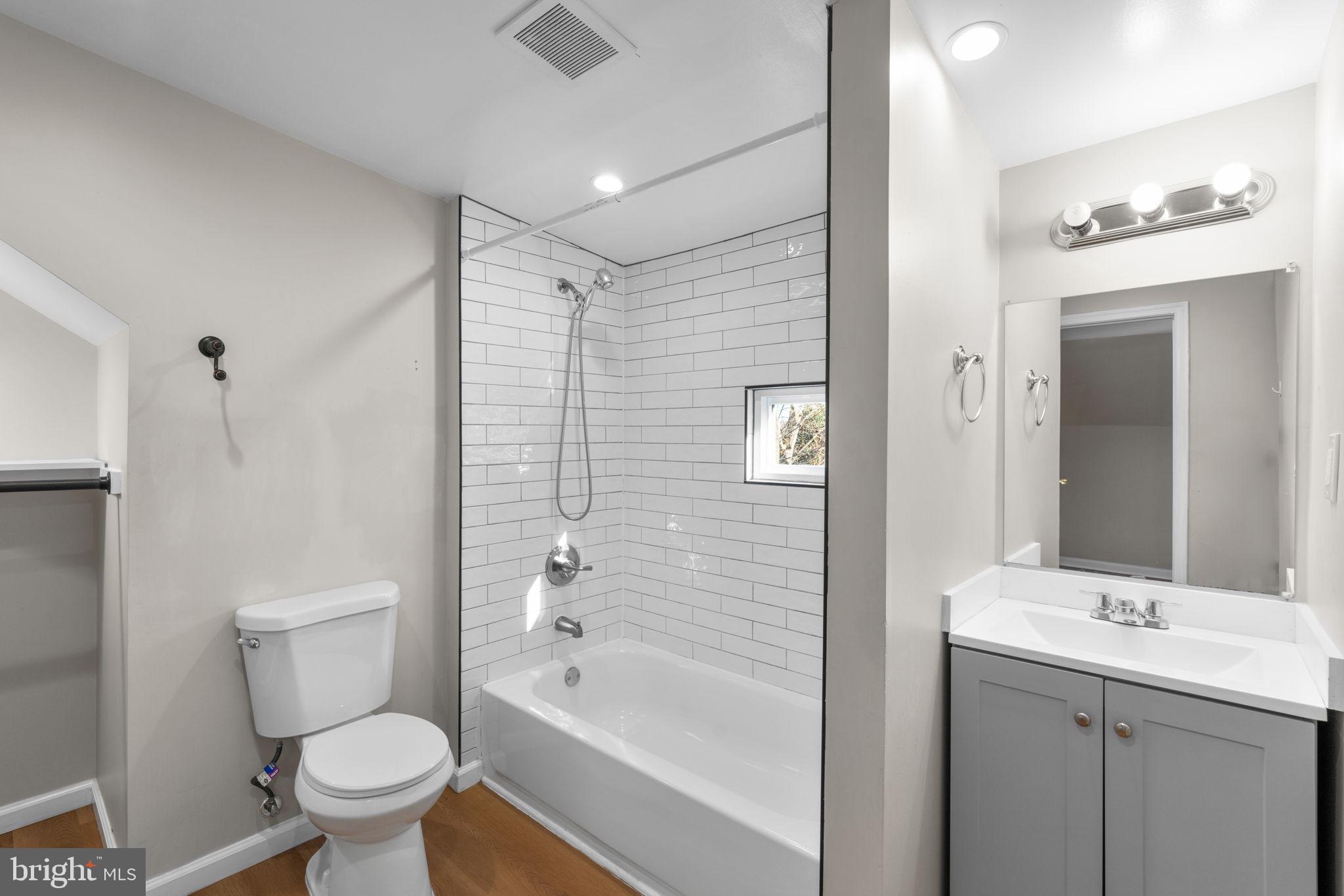 HAMILTON HEIGHTS - Residential