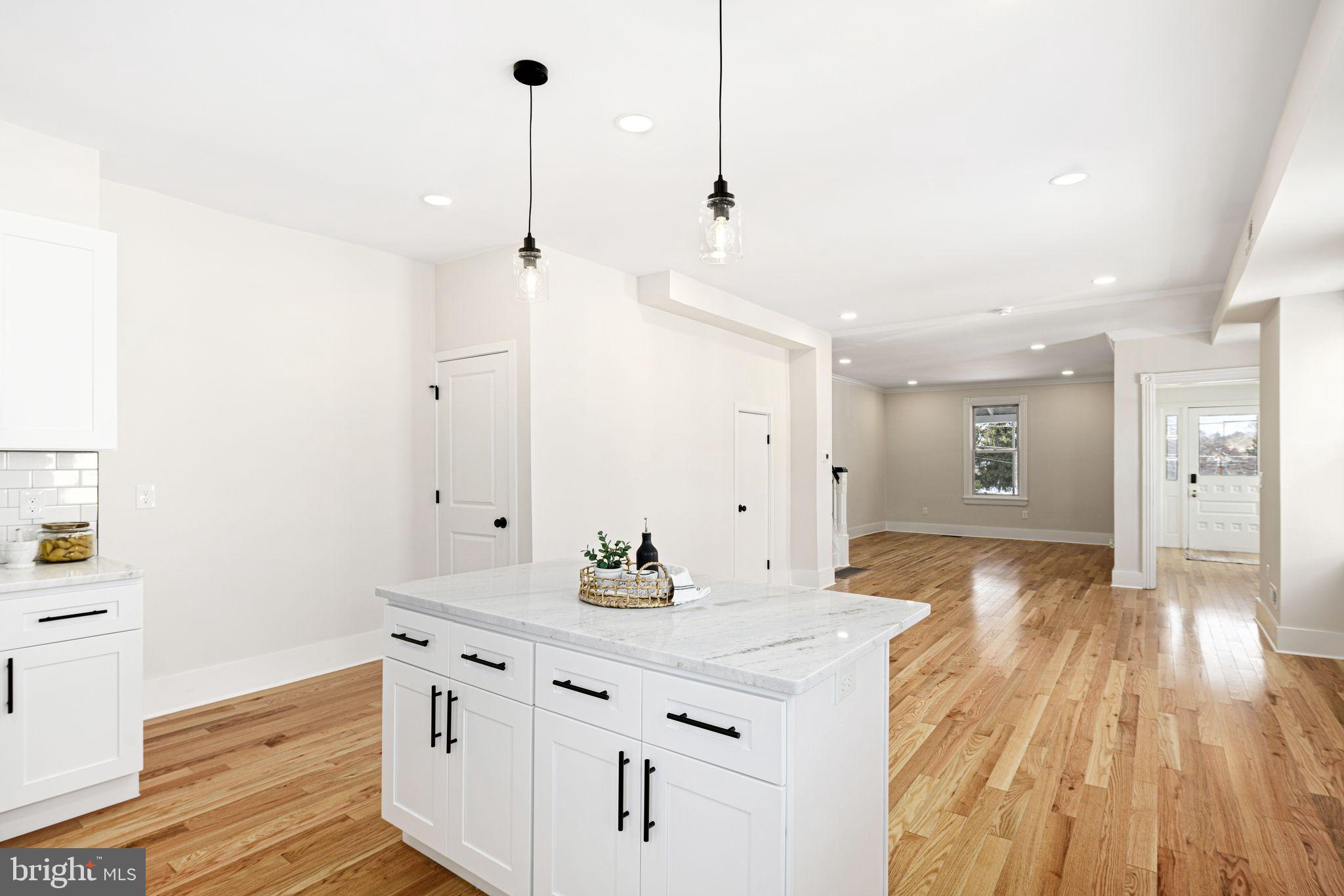 OLD WYNCOTE - Residential