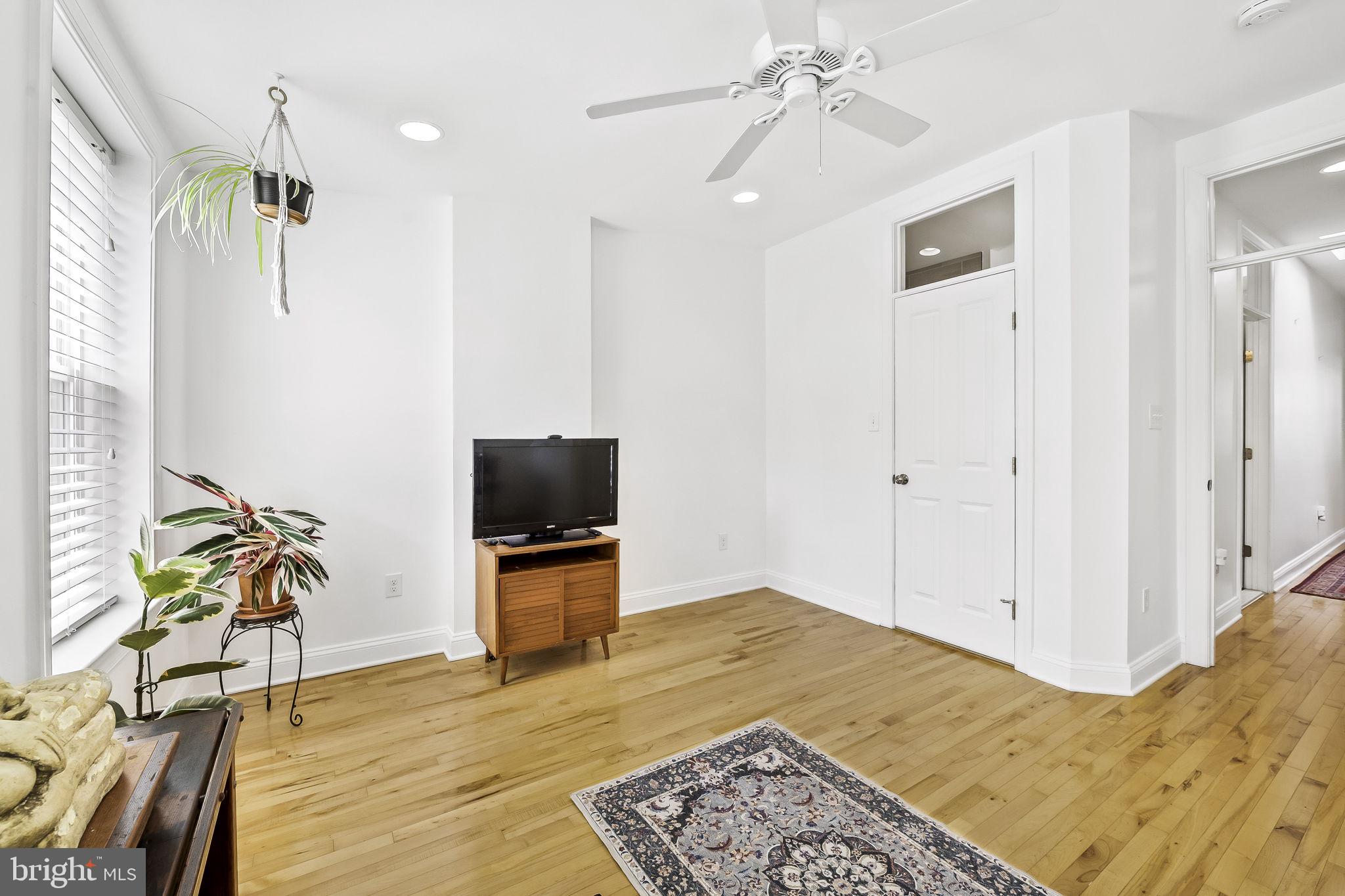 HAMPDEN HISTORIC DISTRICT - Residential