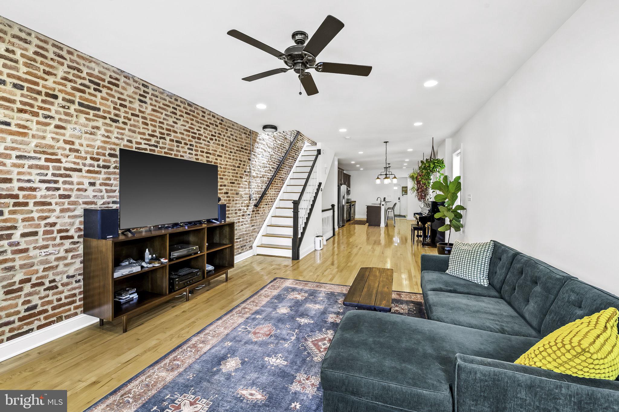 HAMPDEN HISTORIC DISTRICT - Residential