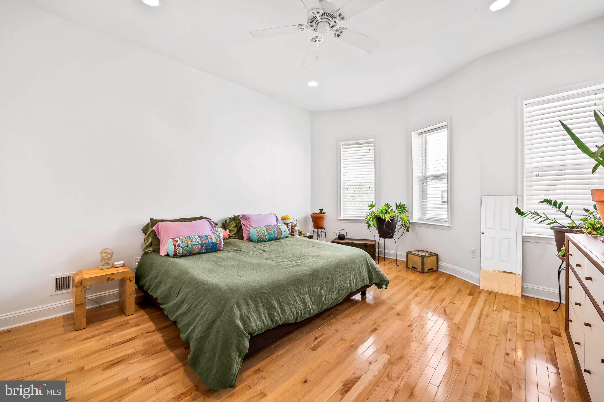 HAMPDEN HISTORIC DISTRICT - Residential