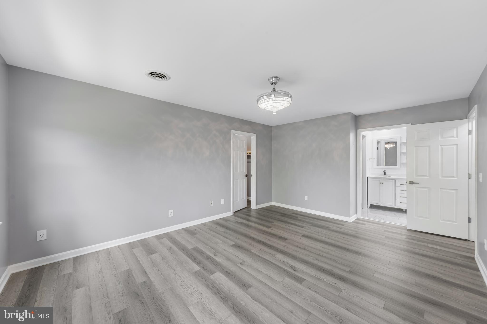 CROSS CREEK - Residential